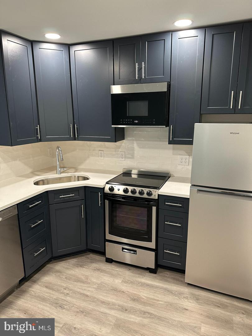 20471 WASHINGTON STREET 6