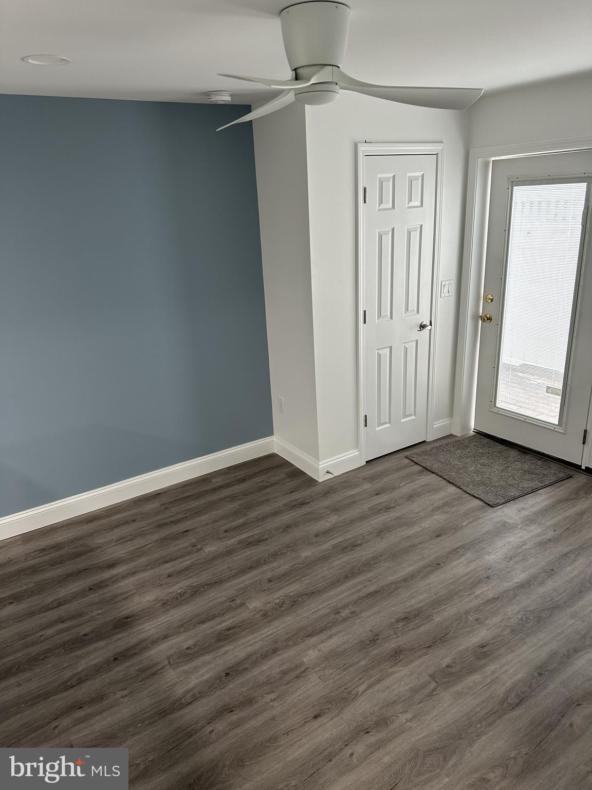 WASHINGTON COURT - Residential