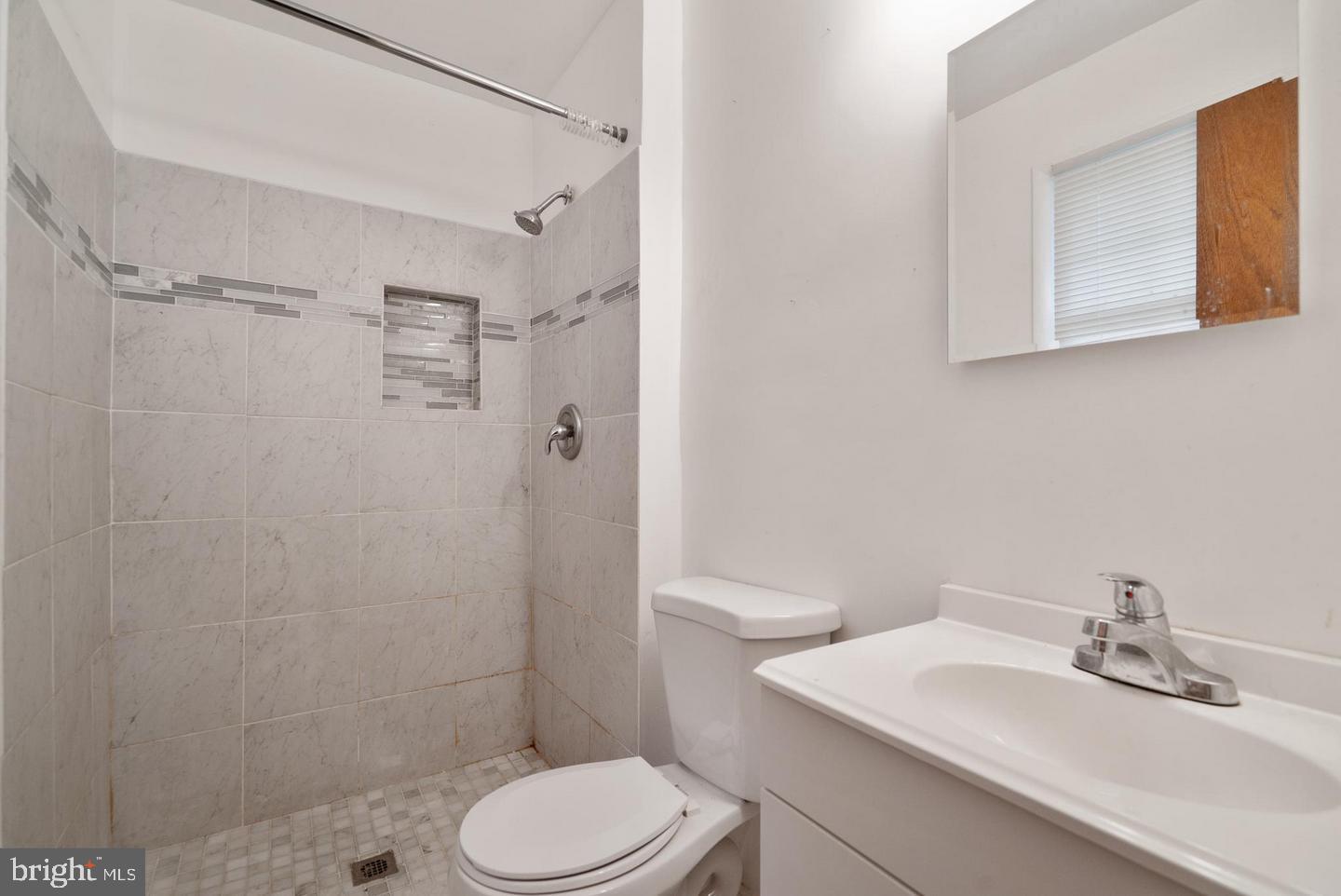 BOTLEY ESTATES - Residential Lease