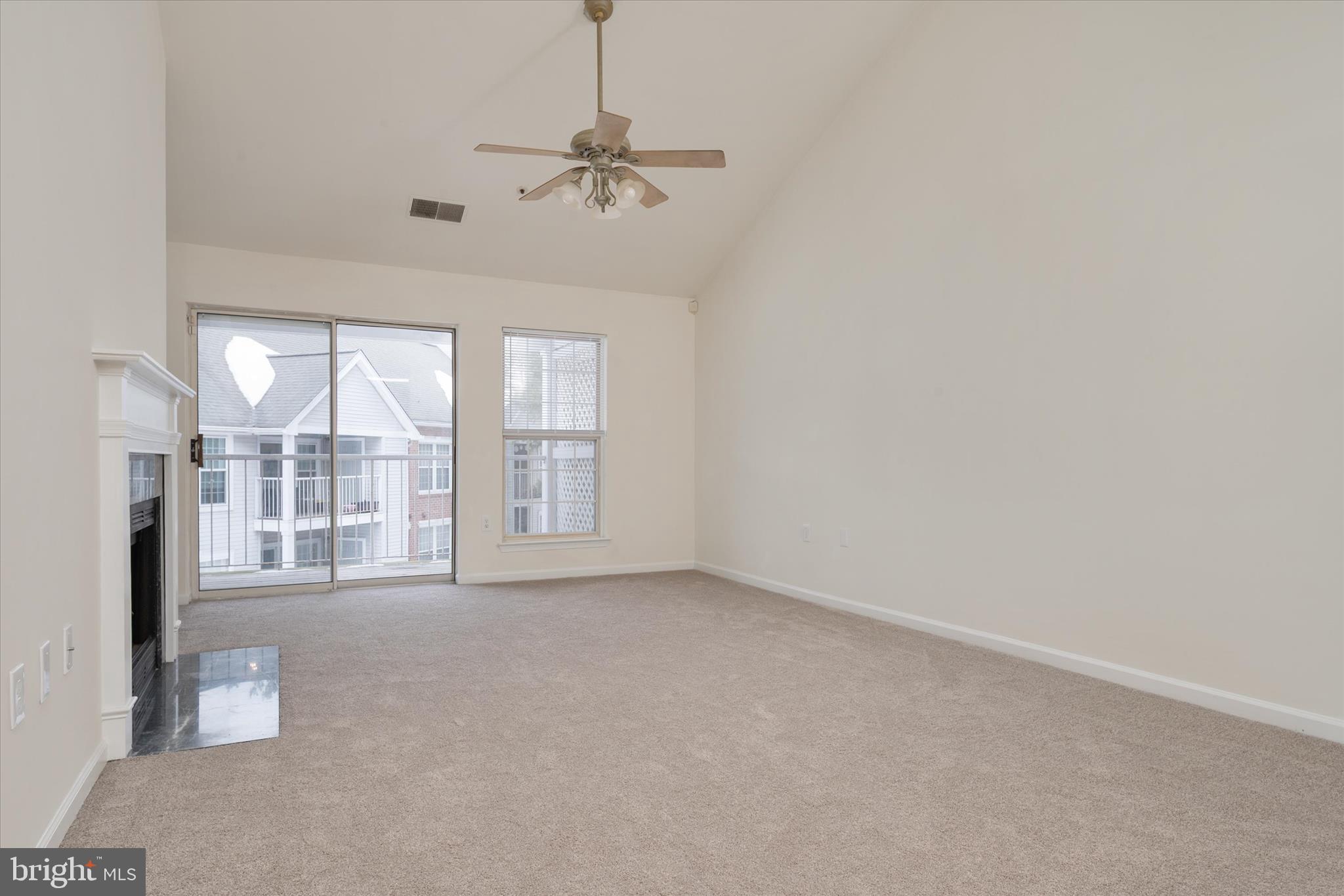 SILVERBROOK FARMS - Residential