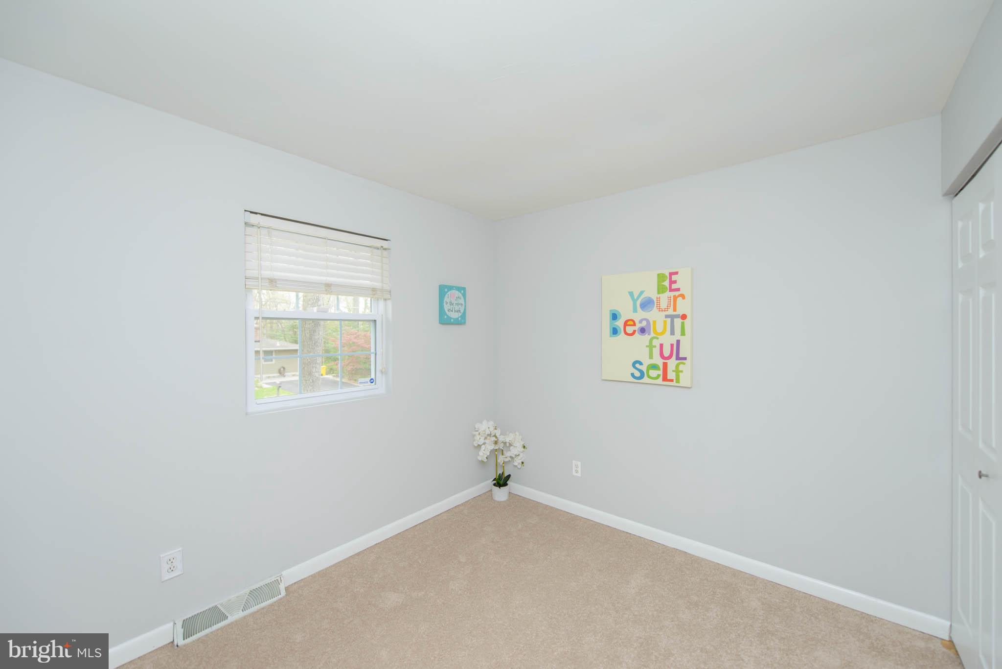 SUNRISE BEACH - Residential