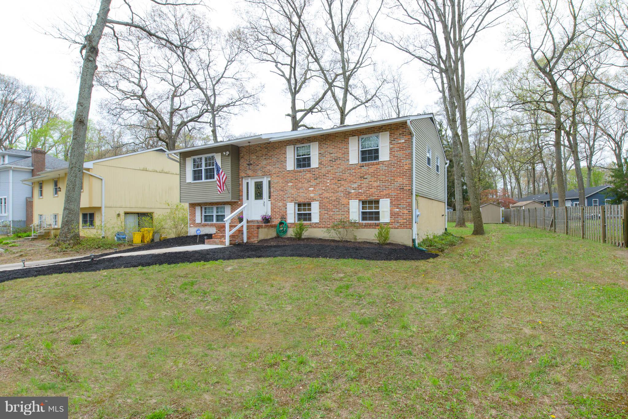 SUNRISE BEACH - Residential