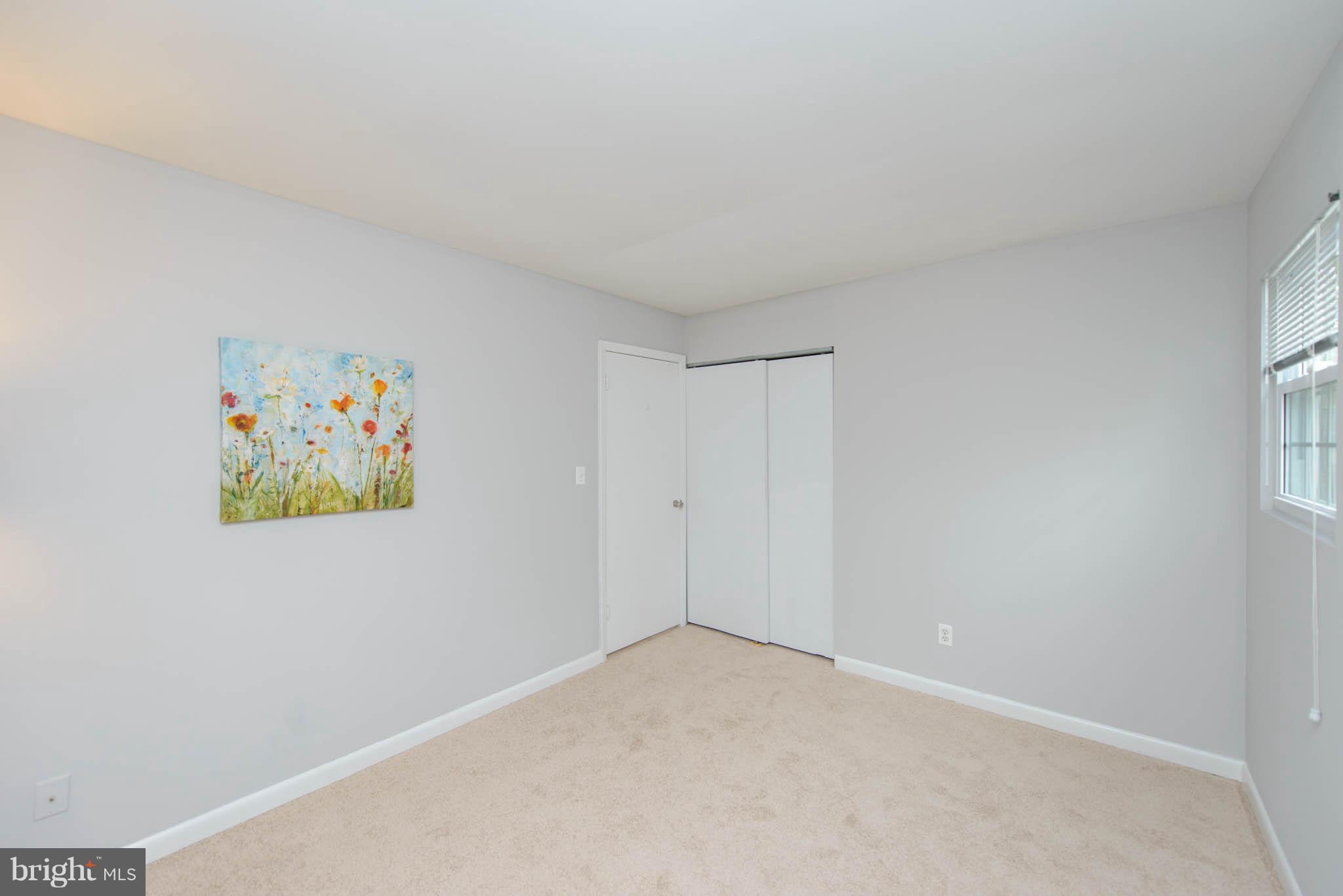 SUNRISE BEACH - Residential