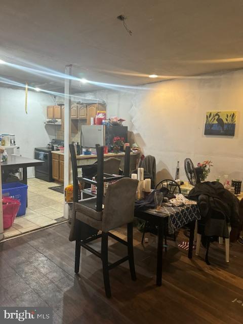 STRAWBERRY MANSION - Residential