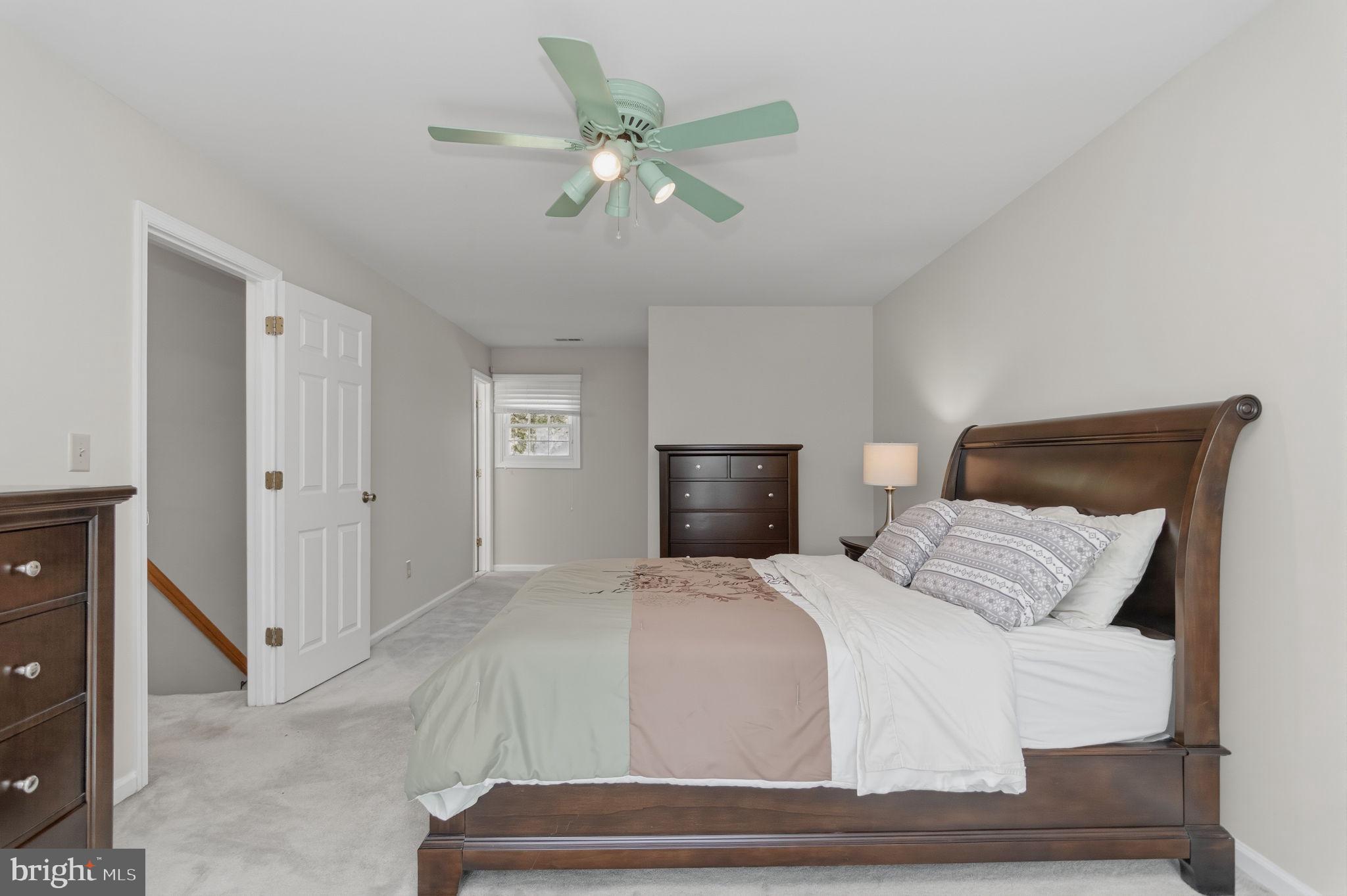 ARGYLE HILLS - Residential