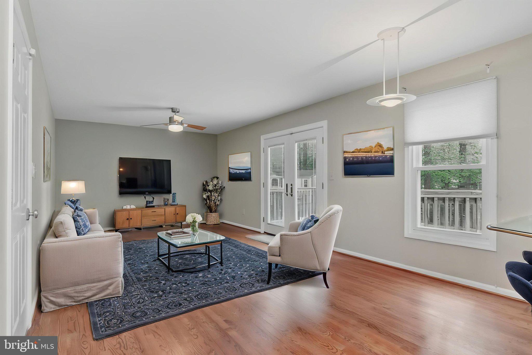 ARGYLE HILLS - Residential