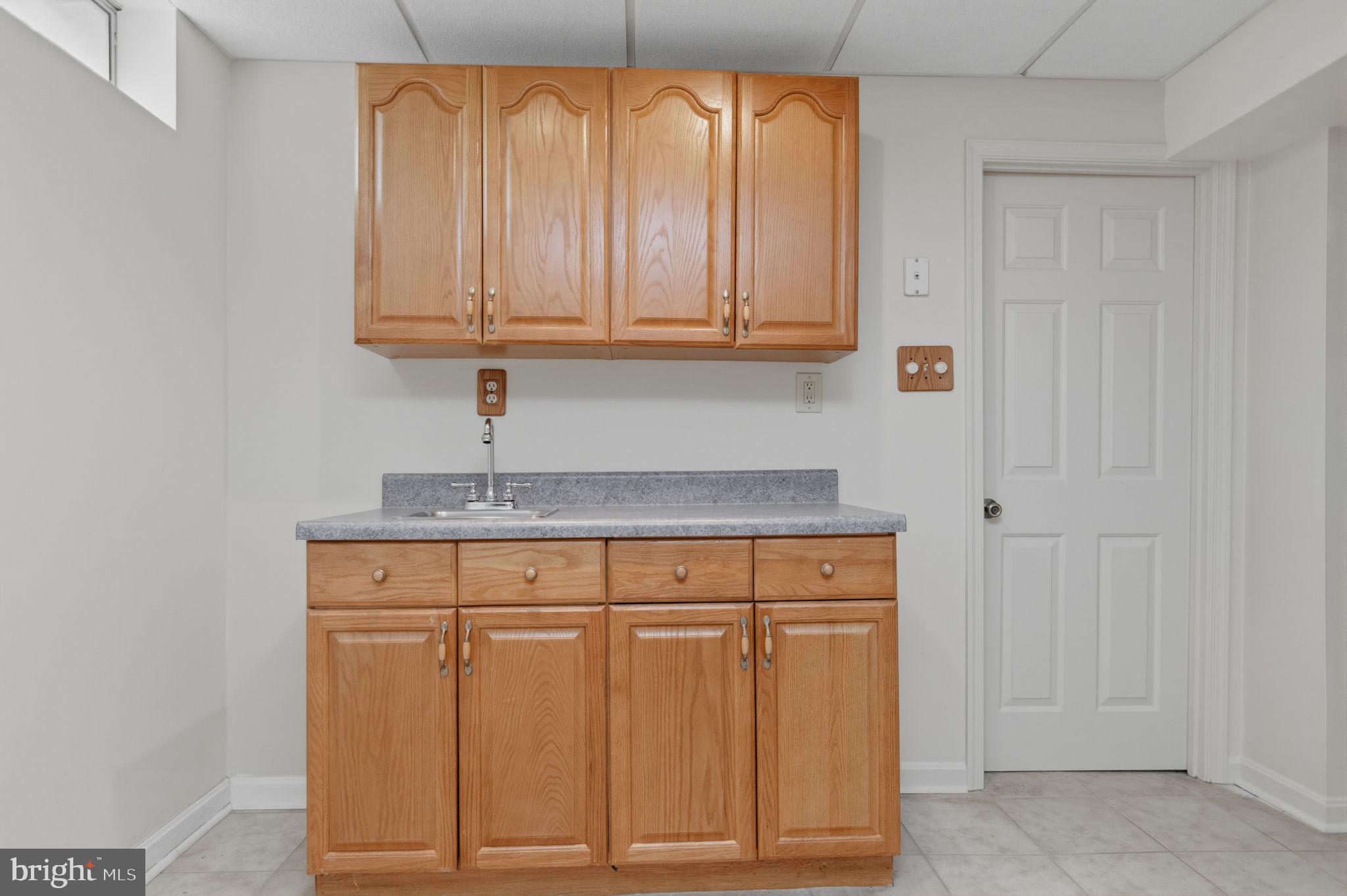 ARGYLE HILLS - Residential