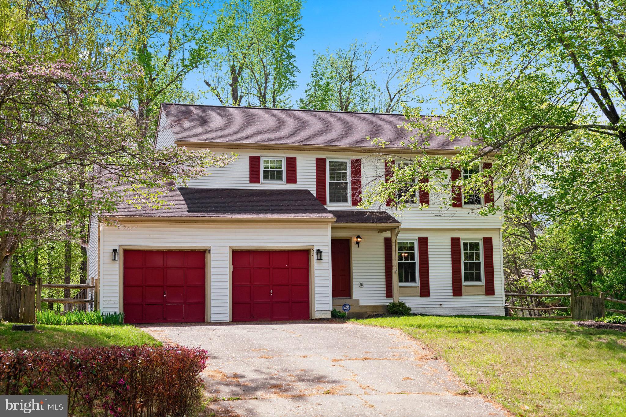 ARGYLE HILLS - Residential