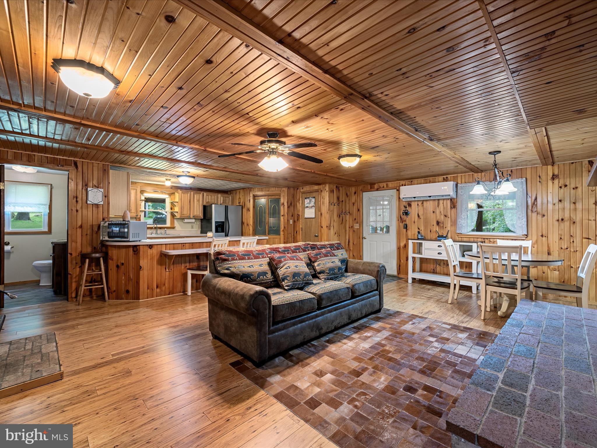 COVE MOUNTAIN ESTATES - Residential