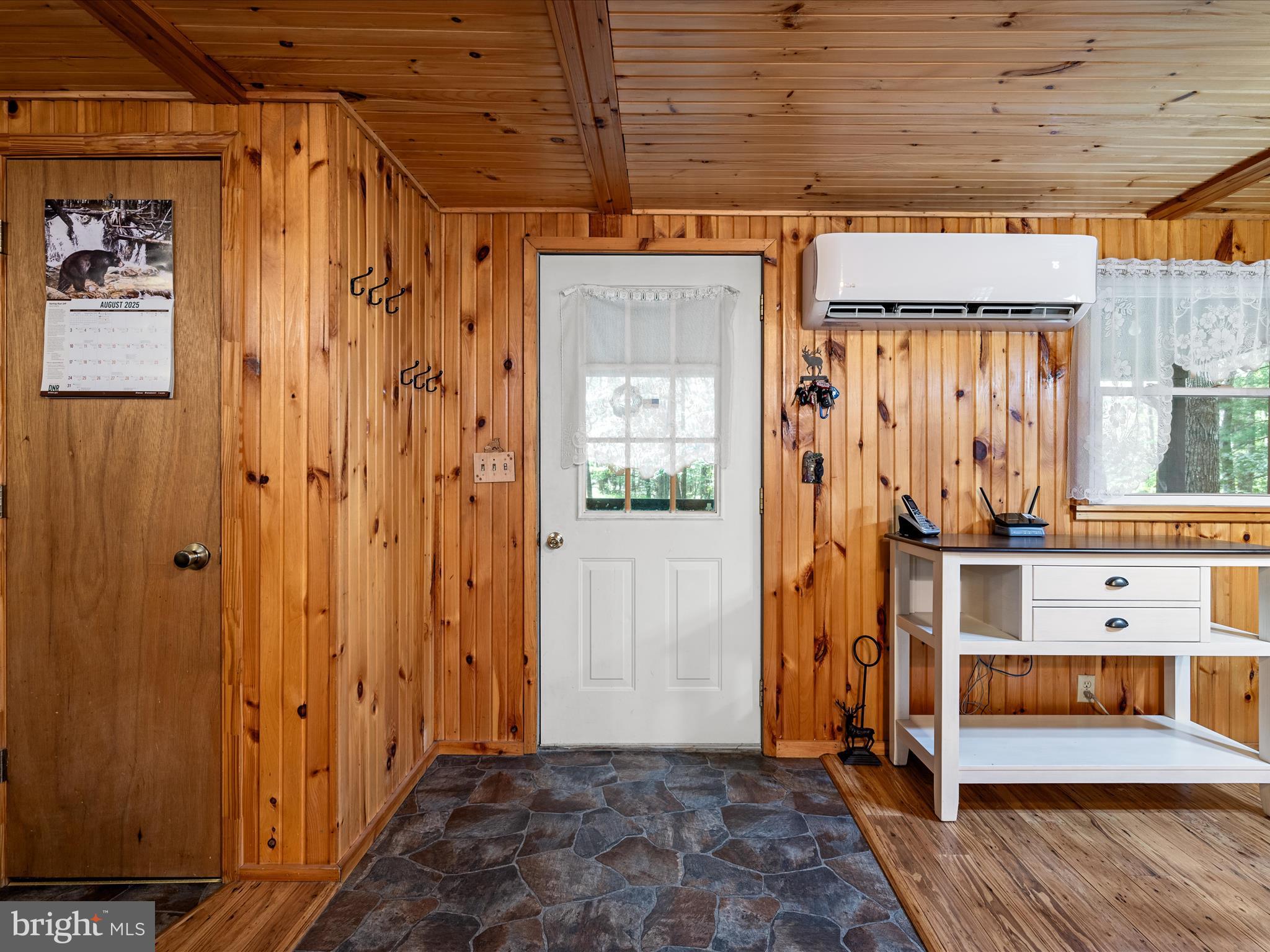 COVE MOUNTAIN ESTATES - Residential