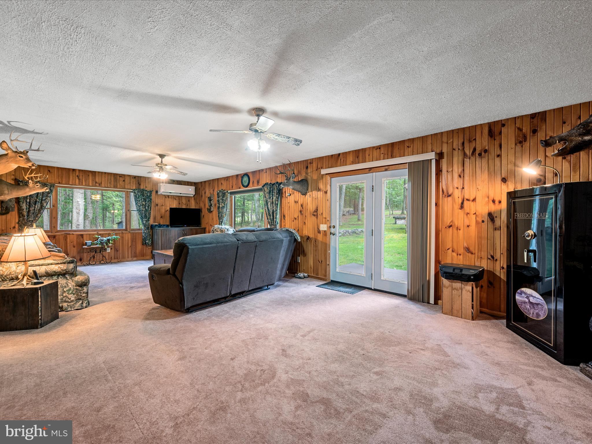 COVE MOUNTAIN ESTATES - Residential