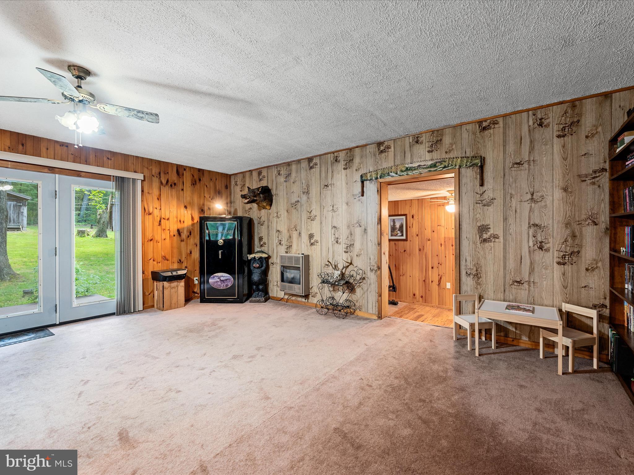 COVE MOUNTAIN ESTATES - Residential