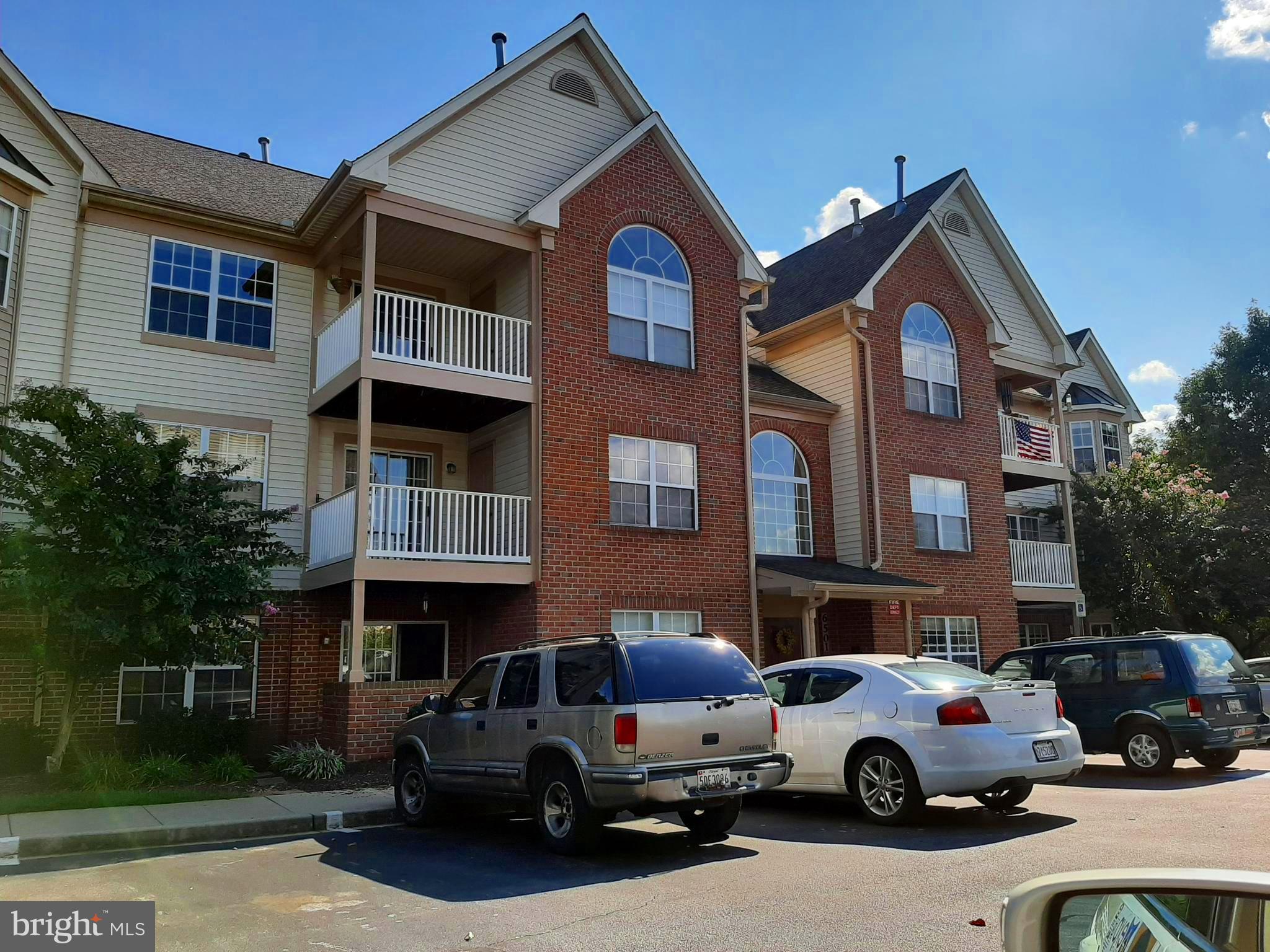 SPRING RIDGE - Residential