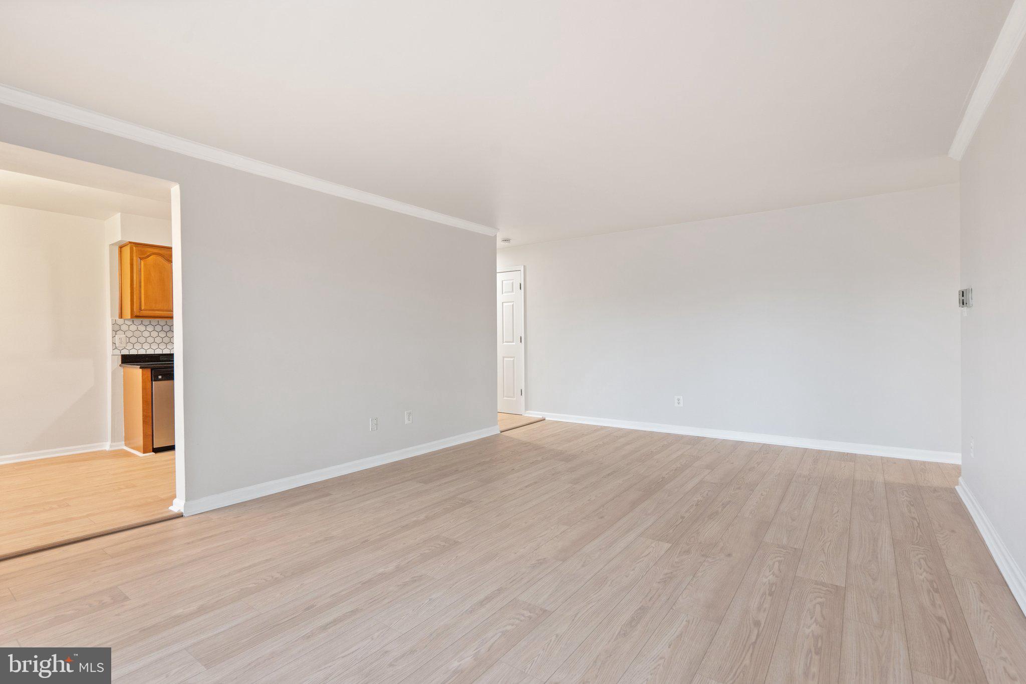 REGENCY AT BAILEYS - Residential