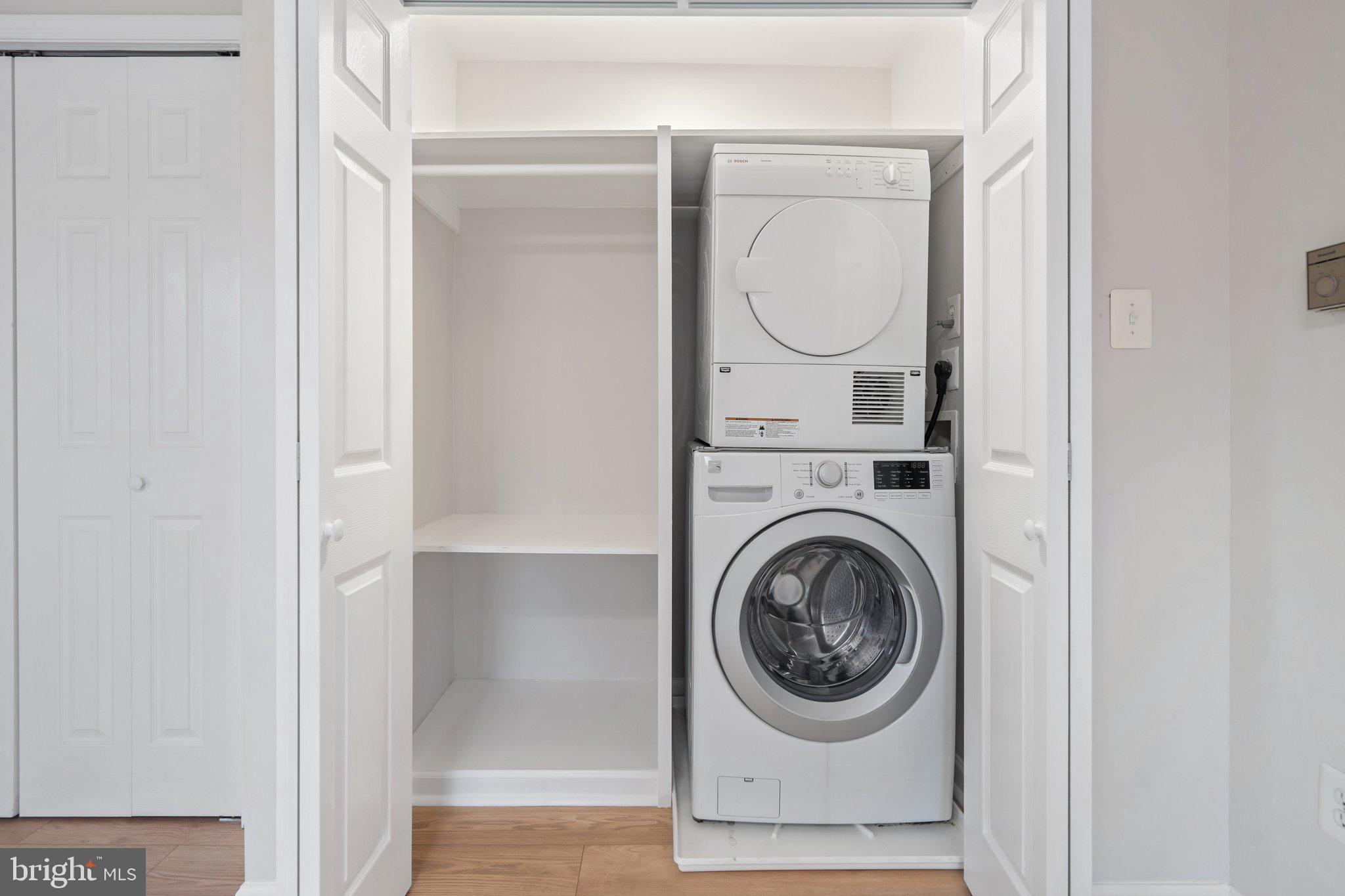 REGENCY AT BAILEYS - Residential