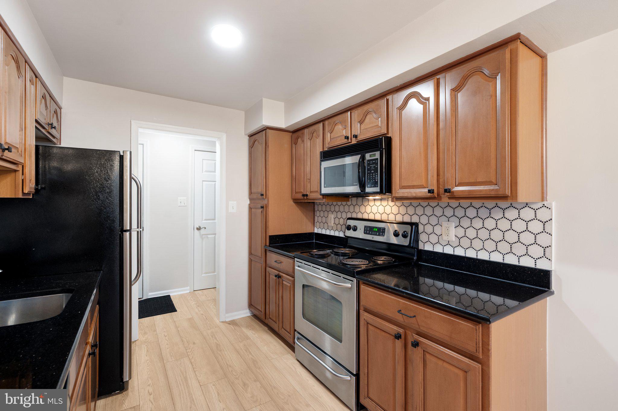 REGENCY AT BAILEYS - Residential