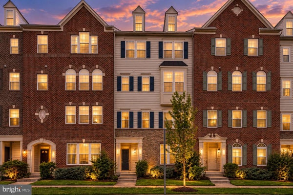 5219 STREAM BANK LN APT 308K, GREENBELT, MD 20770 - Image 5c5b722c2db2e65177b078e2a7d82a5d/3940896612