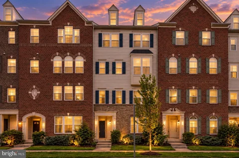 5219 Stream Bank Lane Unit 308, Greenbelt, MD 20770 - #: MDPG2208704