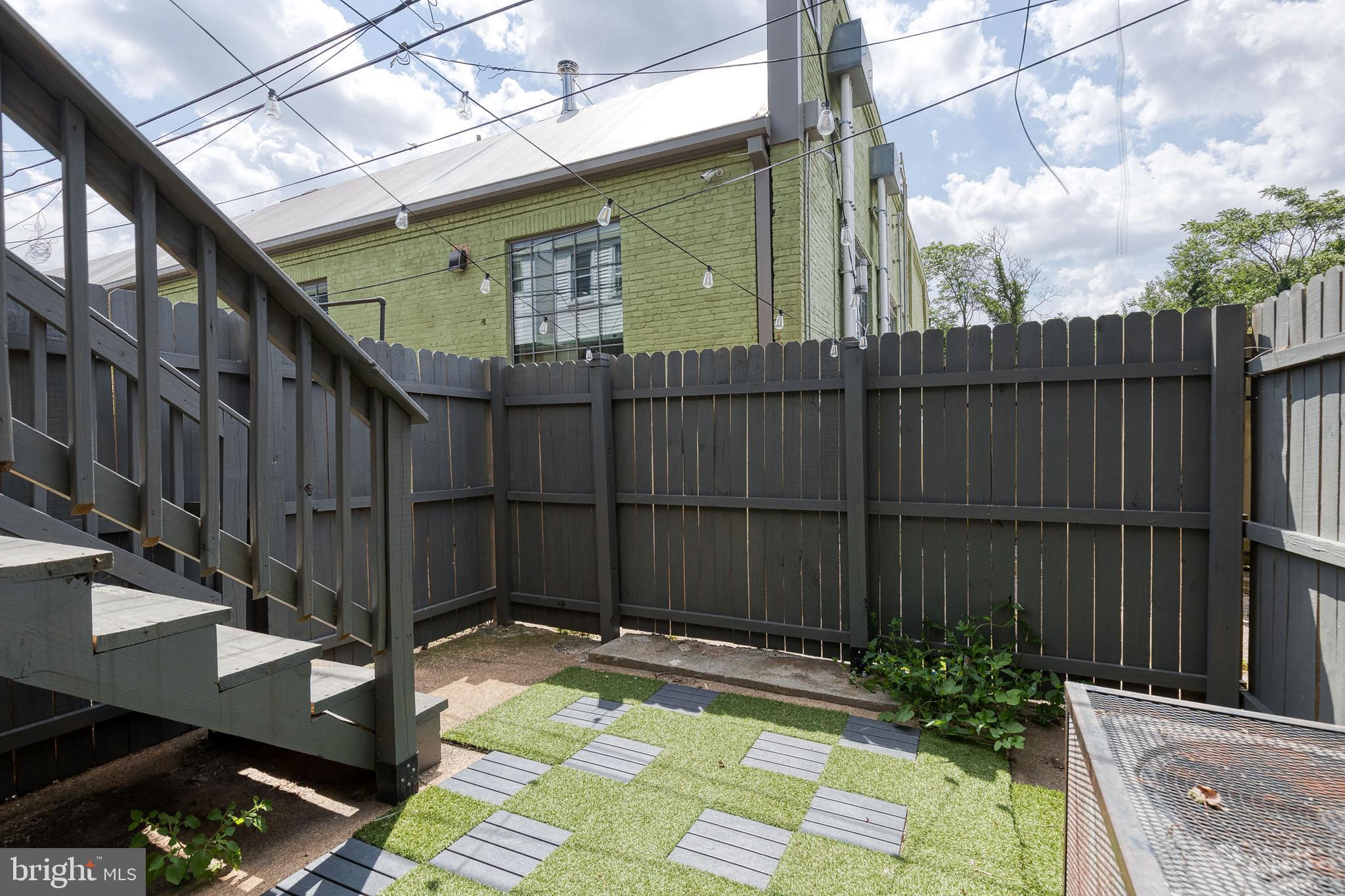 HAMPDEN HISTORIC DISTRICT - Residential Lease