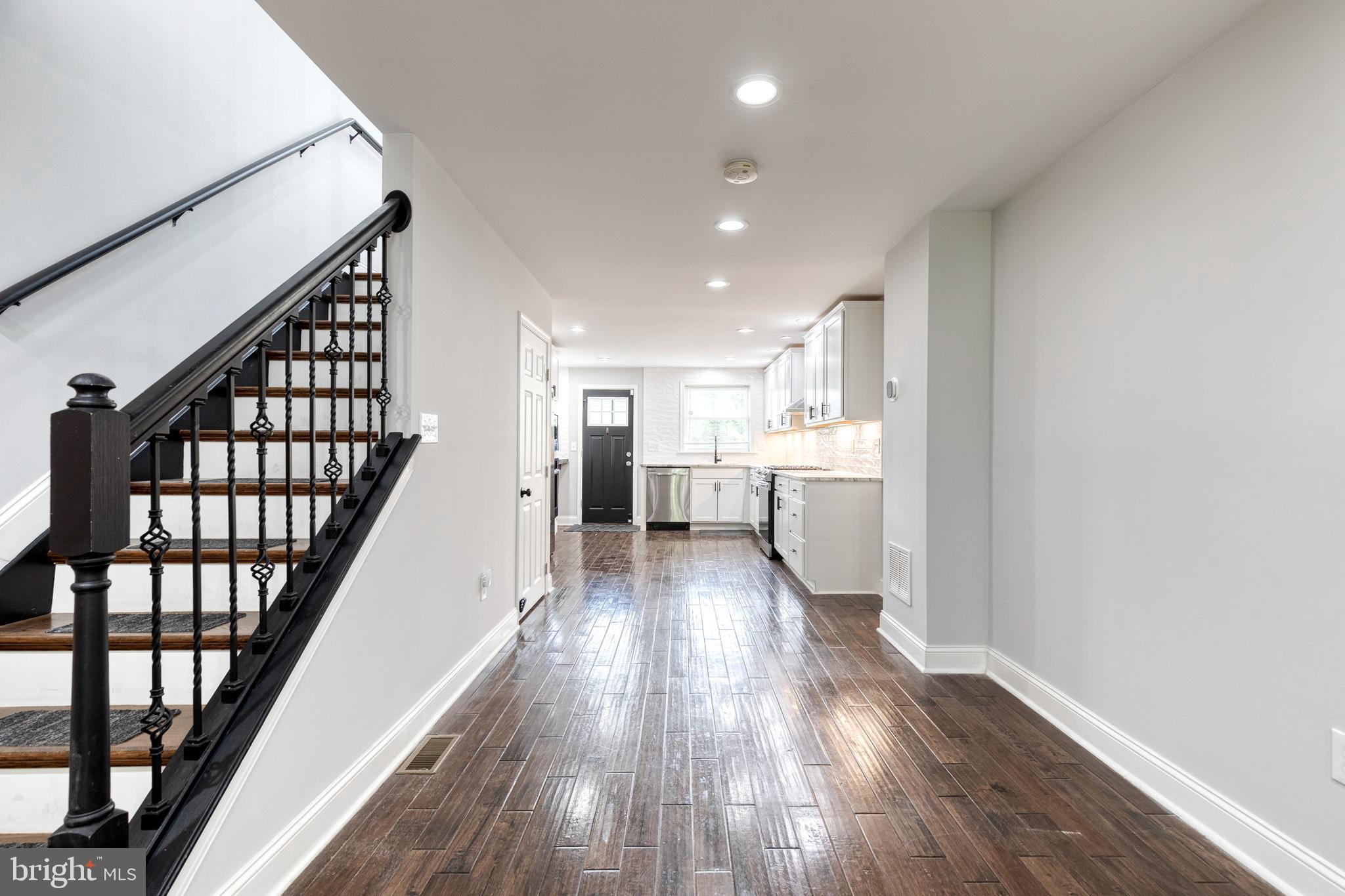 HAMPDEN HISTORIC DISTRICT - Residential Lease