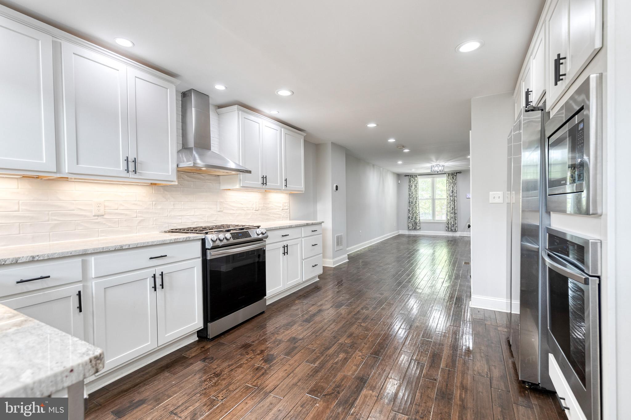 HAMPDEN HISTORIC DISTRICT - Residential Lease