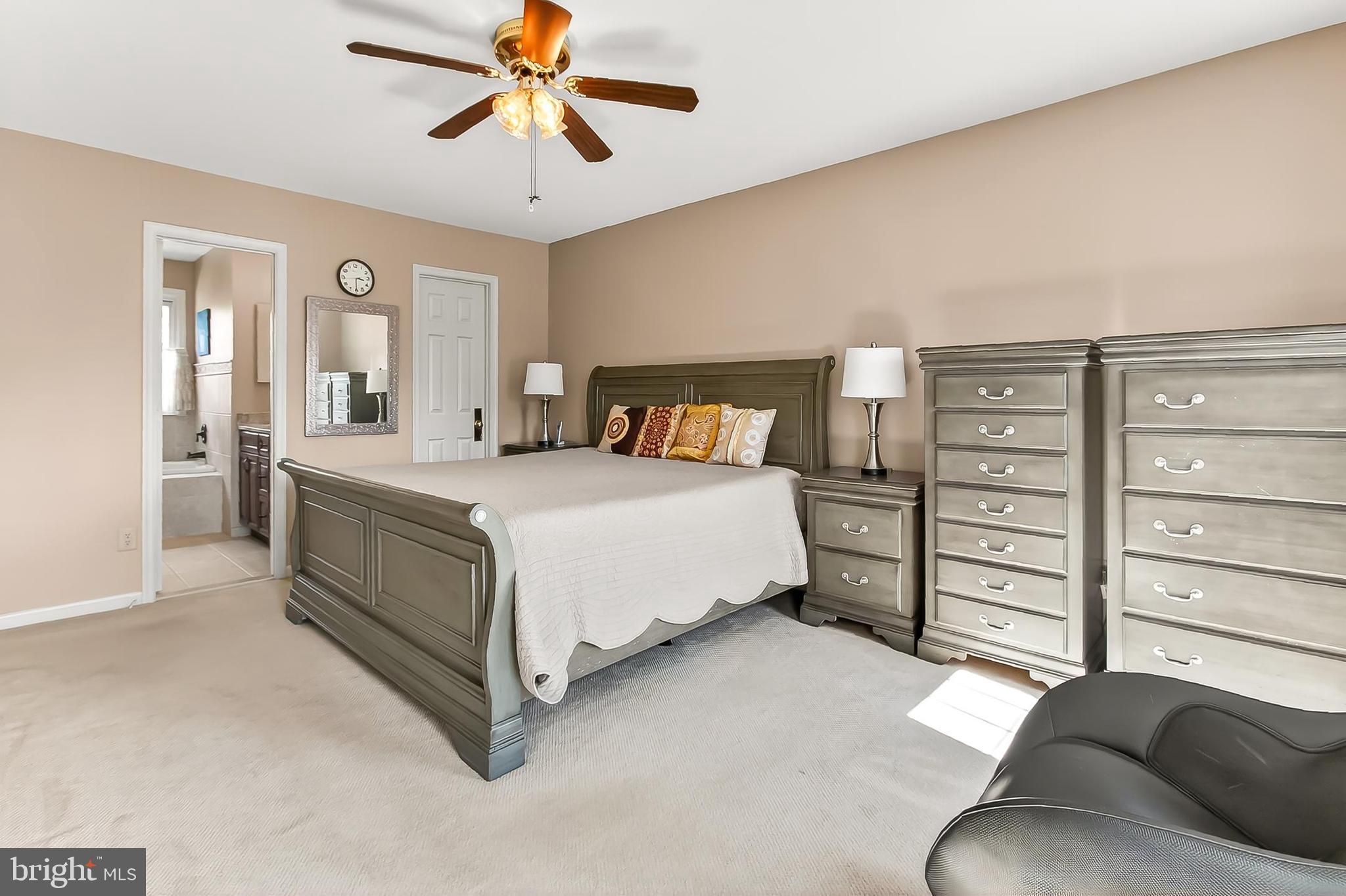 THE DOWNS - Residential