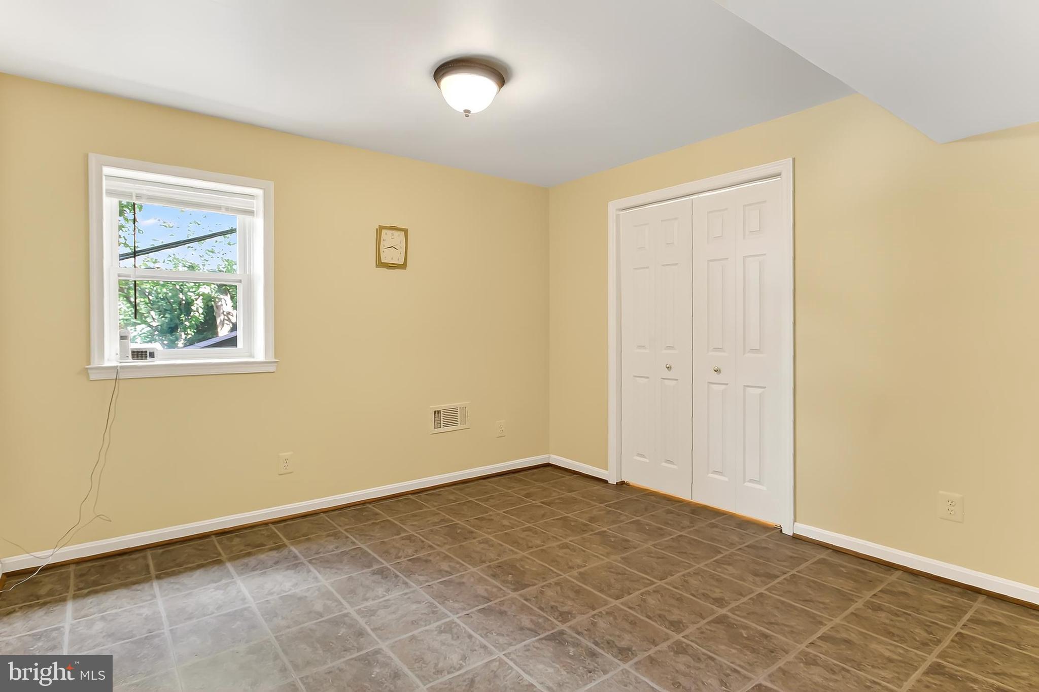 THE DOWNS - Residential