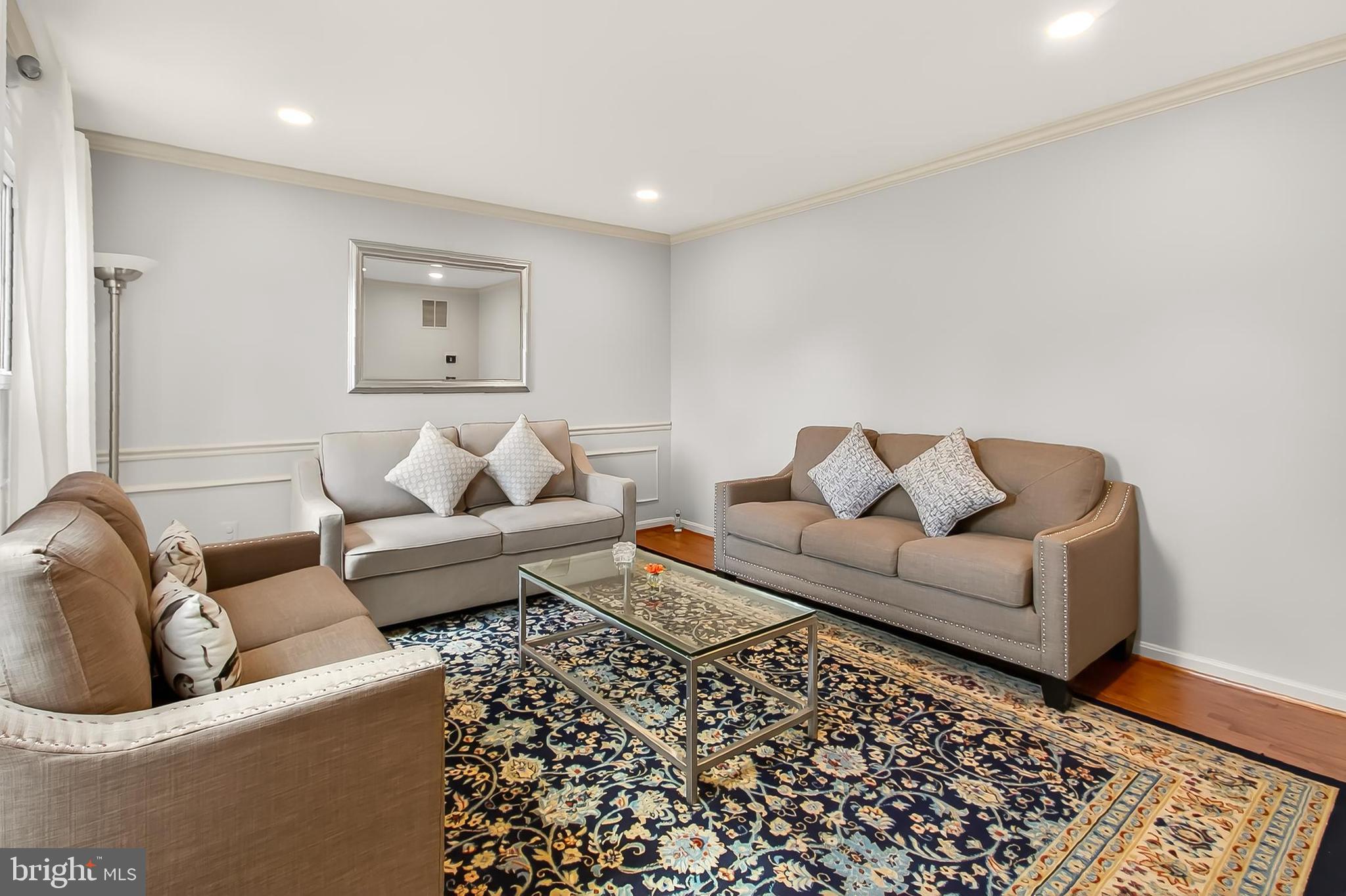 THE DOWNS - Residential