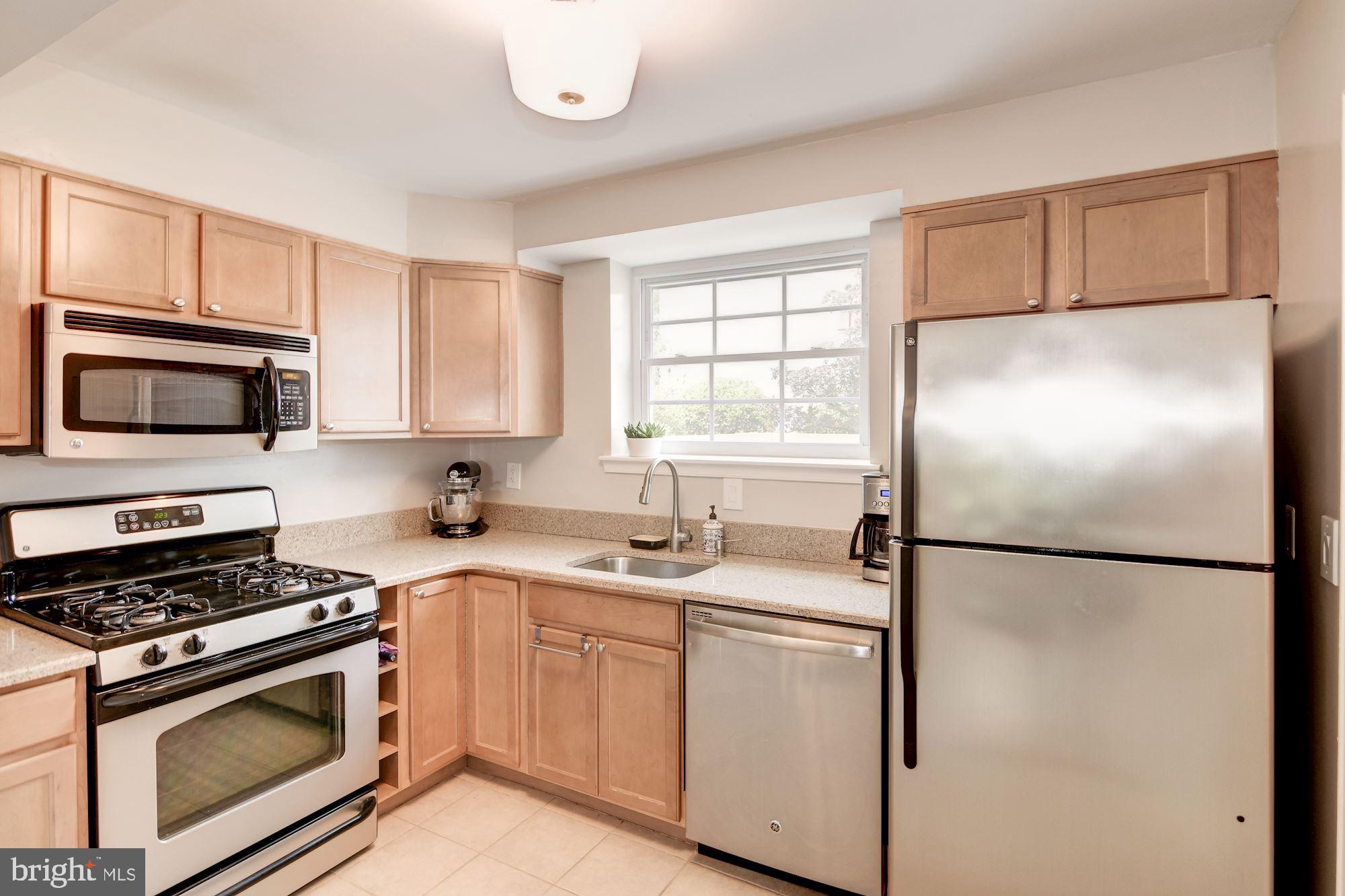 FAIRLINGTON TOWNE - Residential