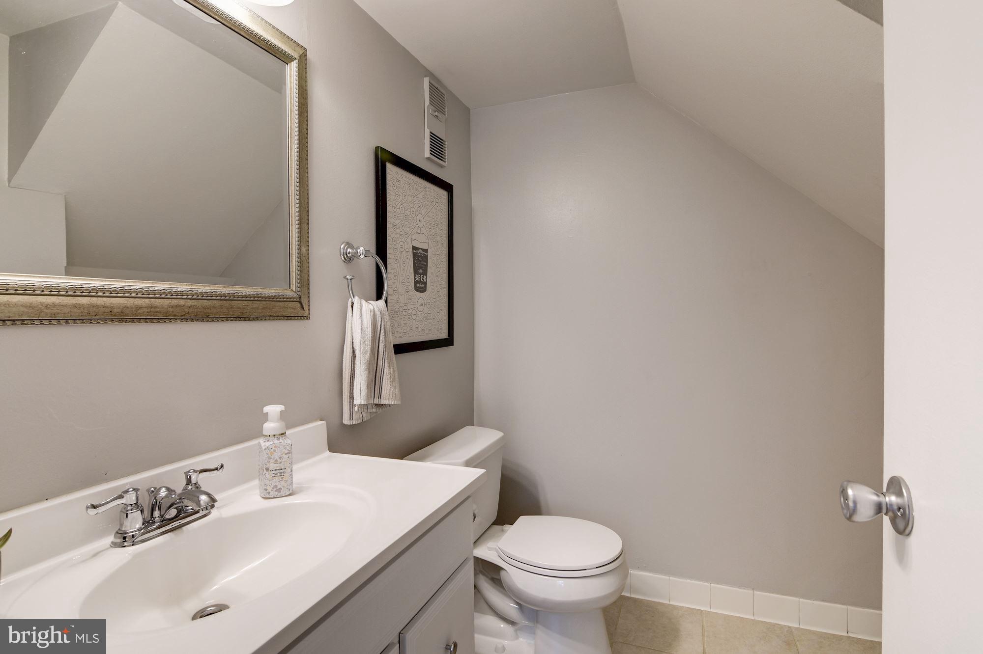 FAIRLINGTON TOWNE - Residential