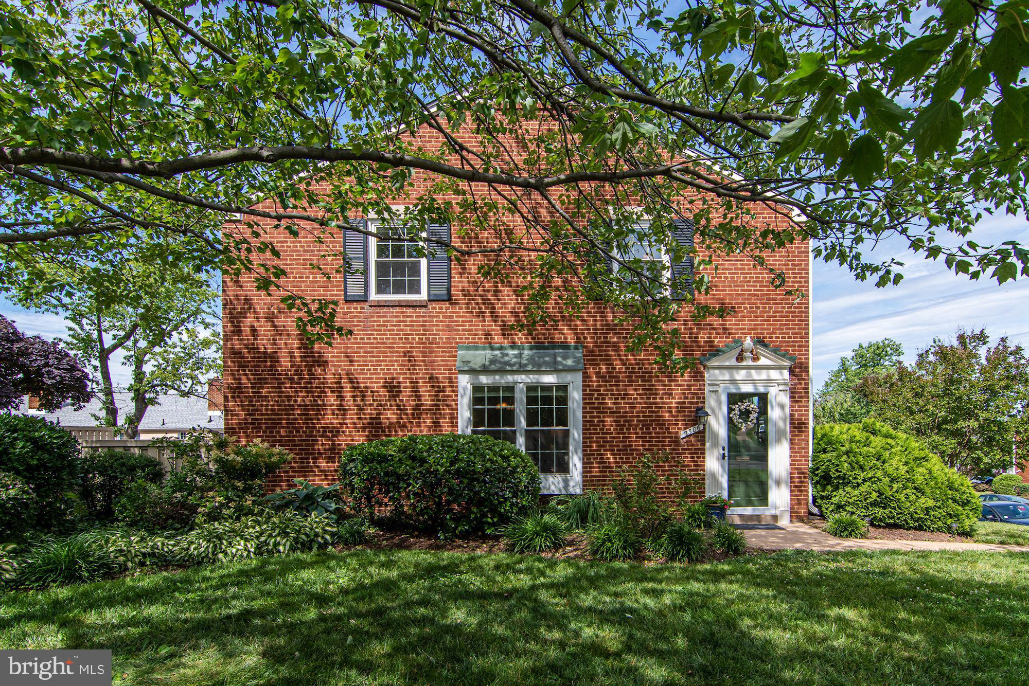 FAIRLINGTON TOWNE - Residential