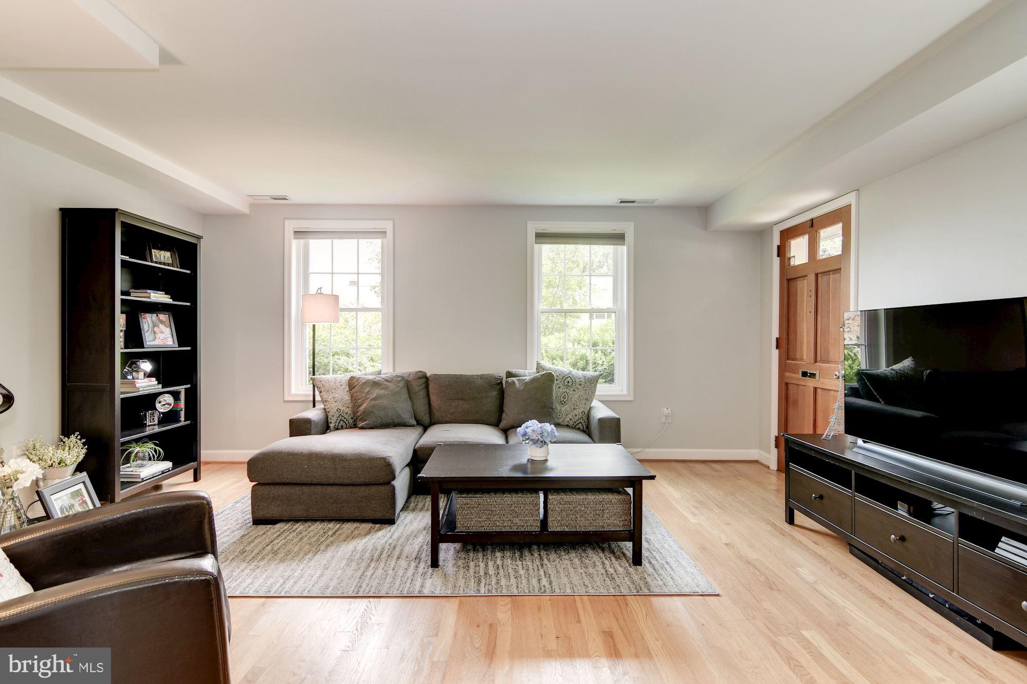 FAIRLINGTON TOWNE - Residential