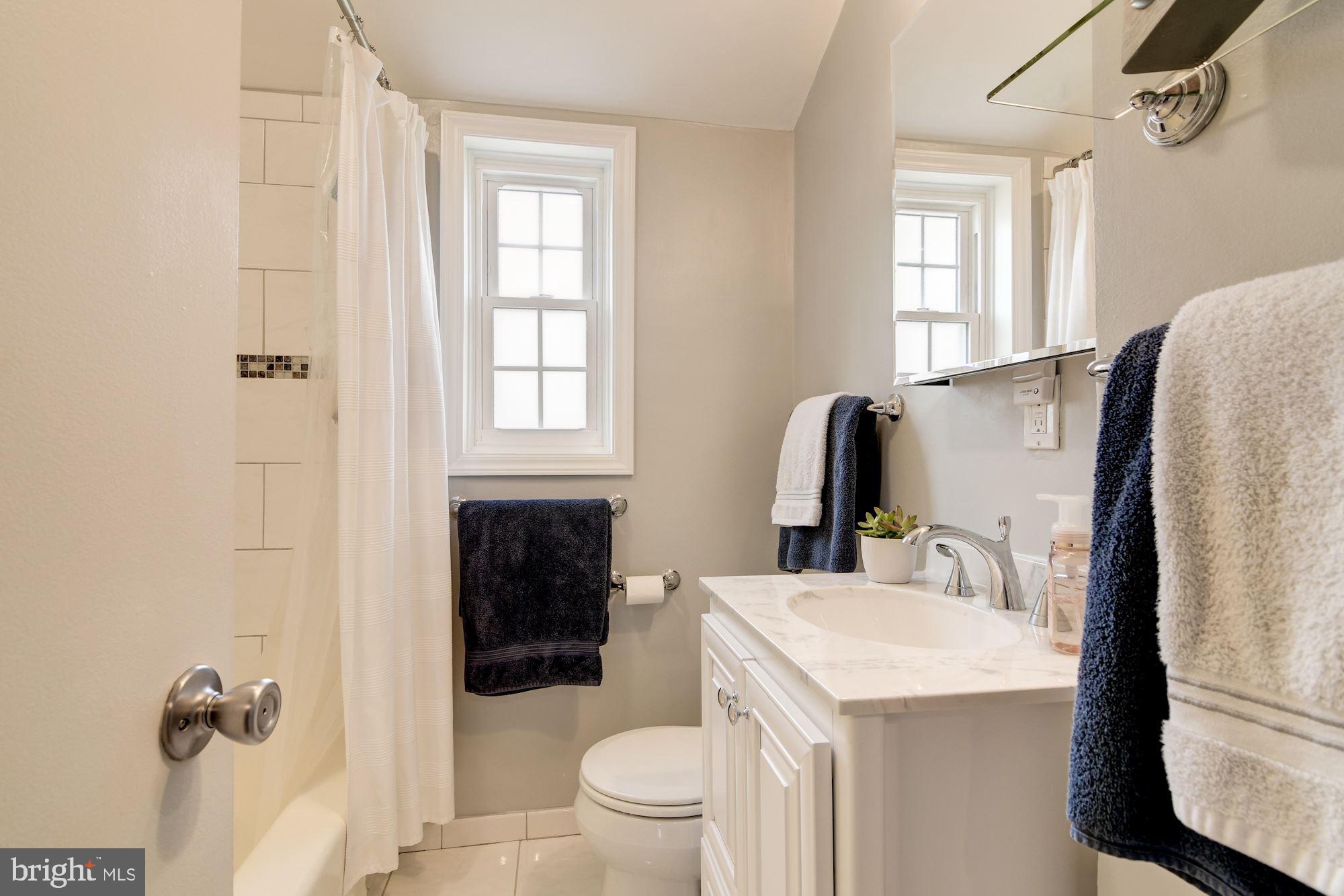 FAIRLINGTON TOWNE - Residential