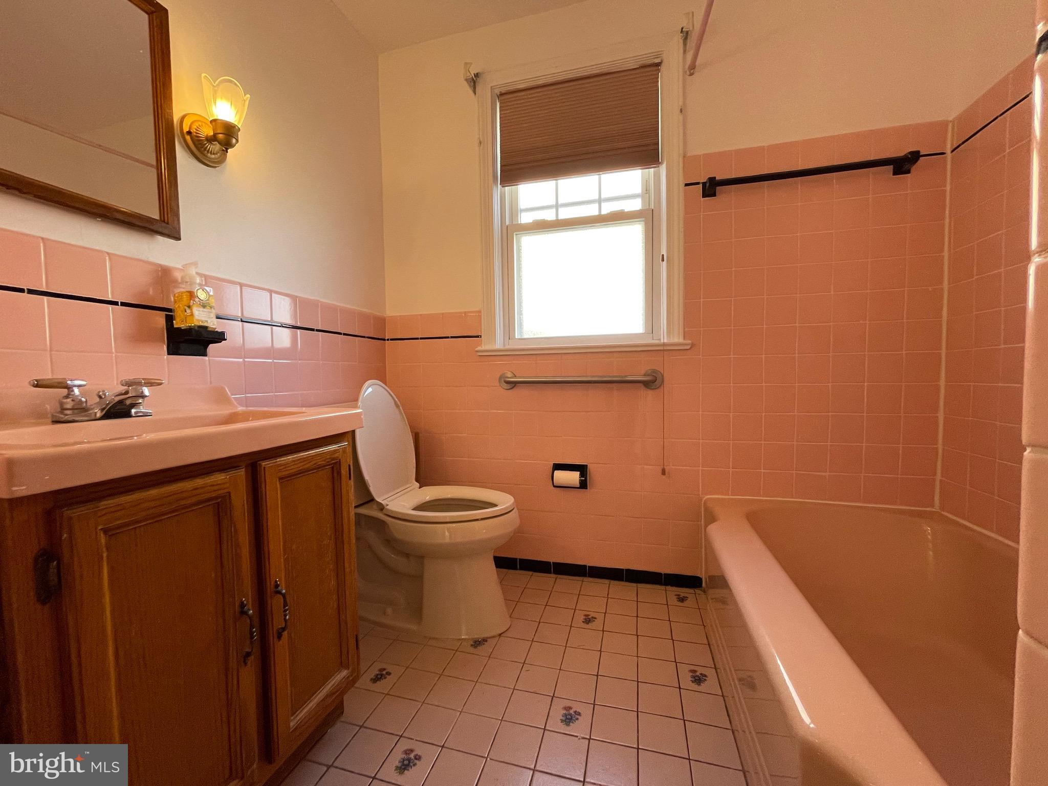 ROCKLEDGE - Residential Lease