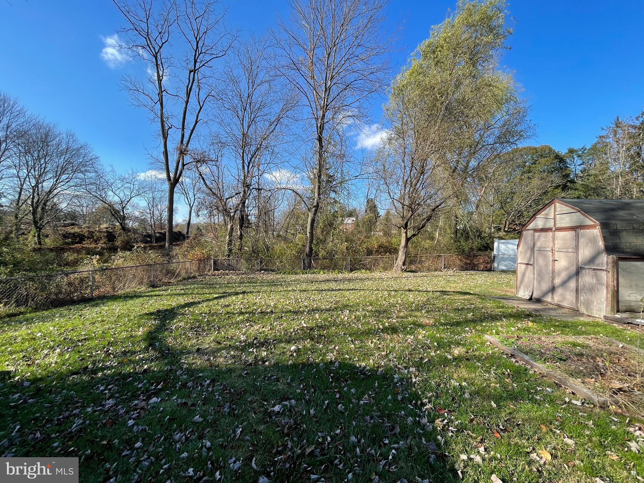 ROCKLEDGE - Residential Lease