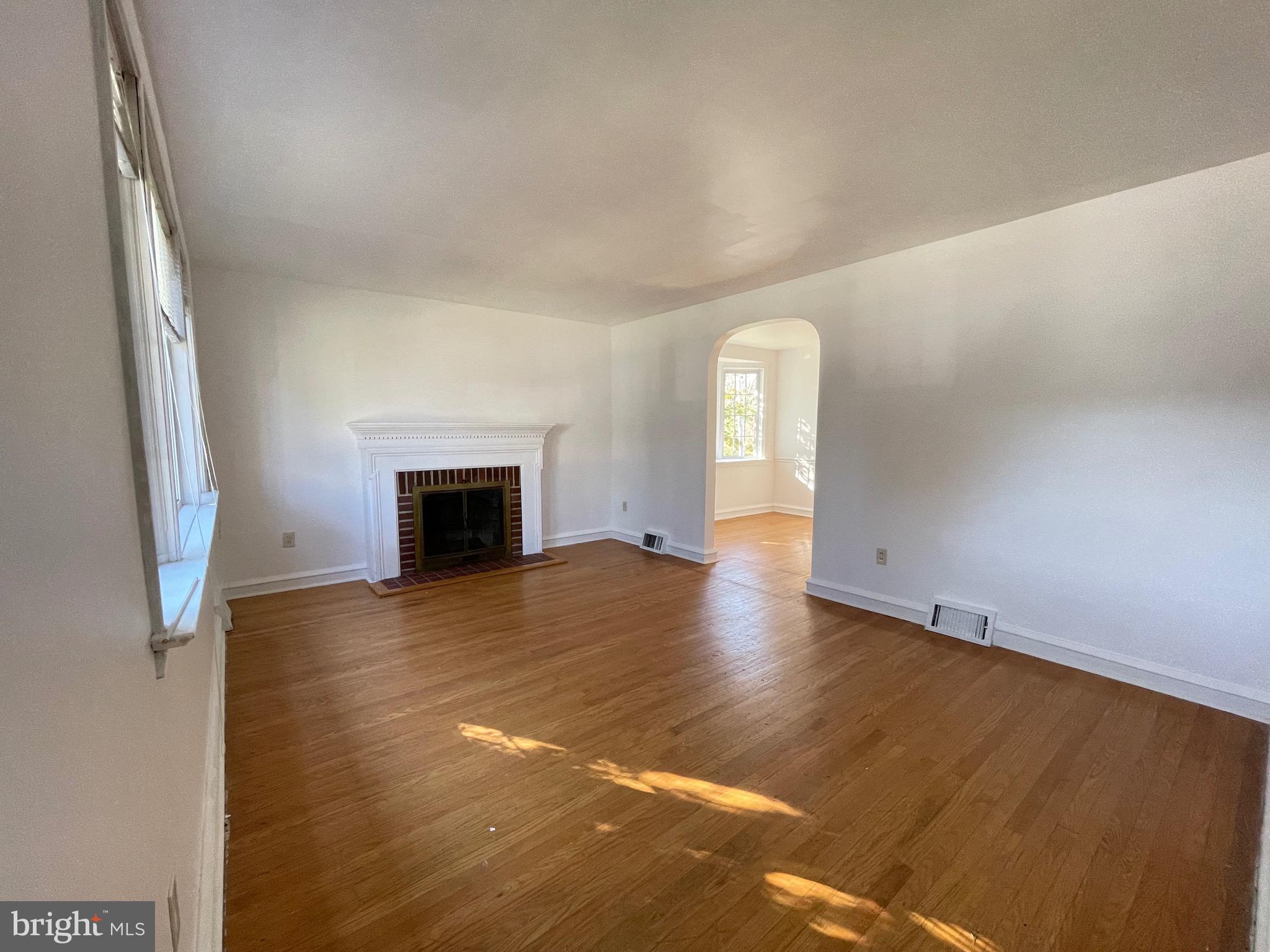 ROCKLEDGE - Residential Lease