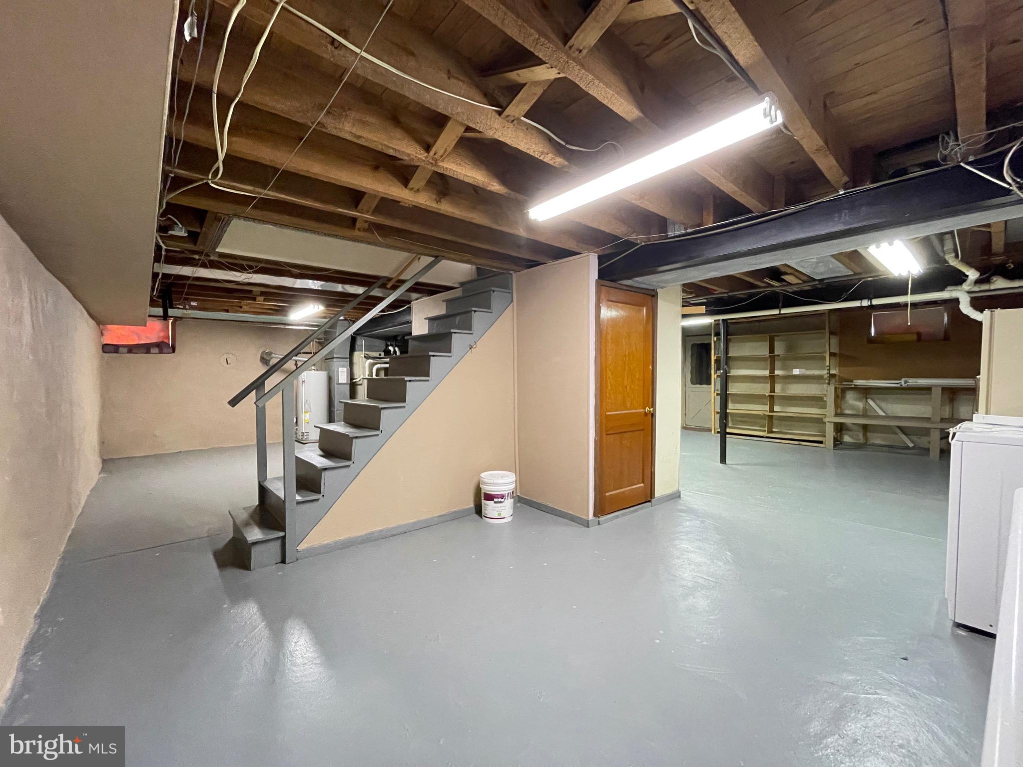 ROCKLEDGE - Residential Lease