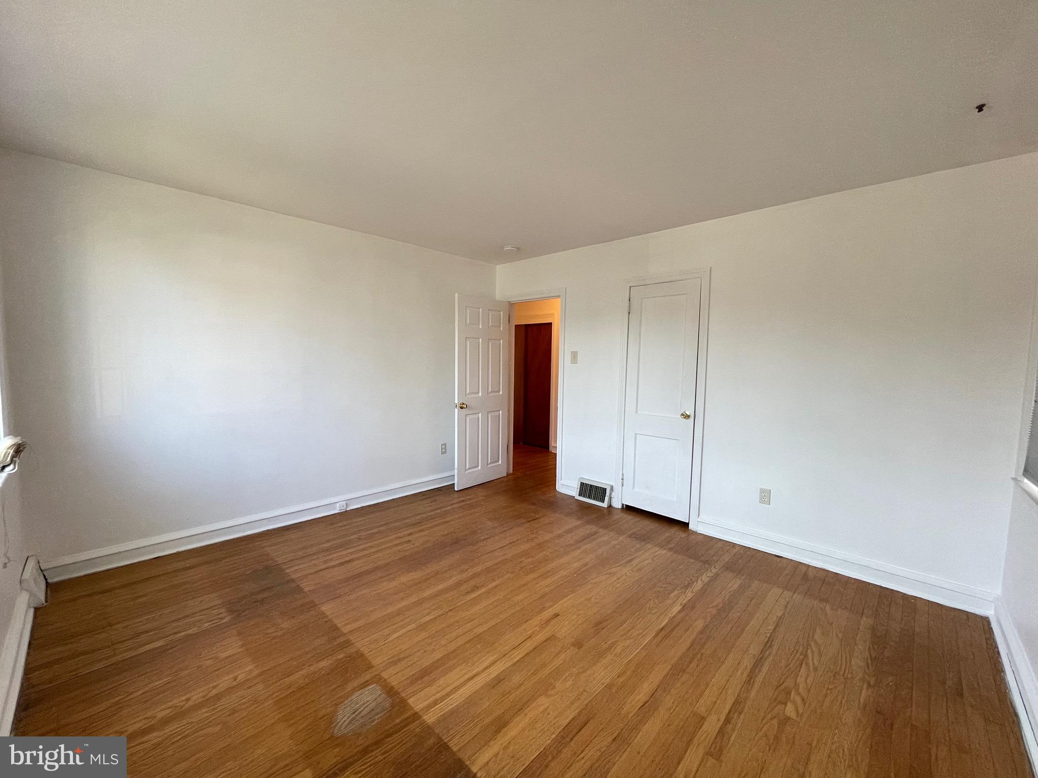 ROCKLEDGE - Residential Lease