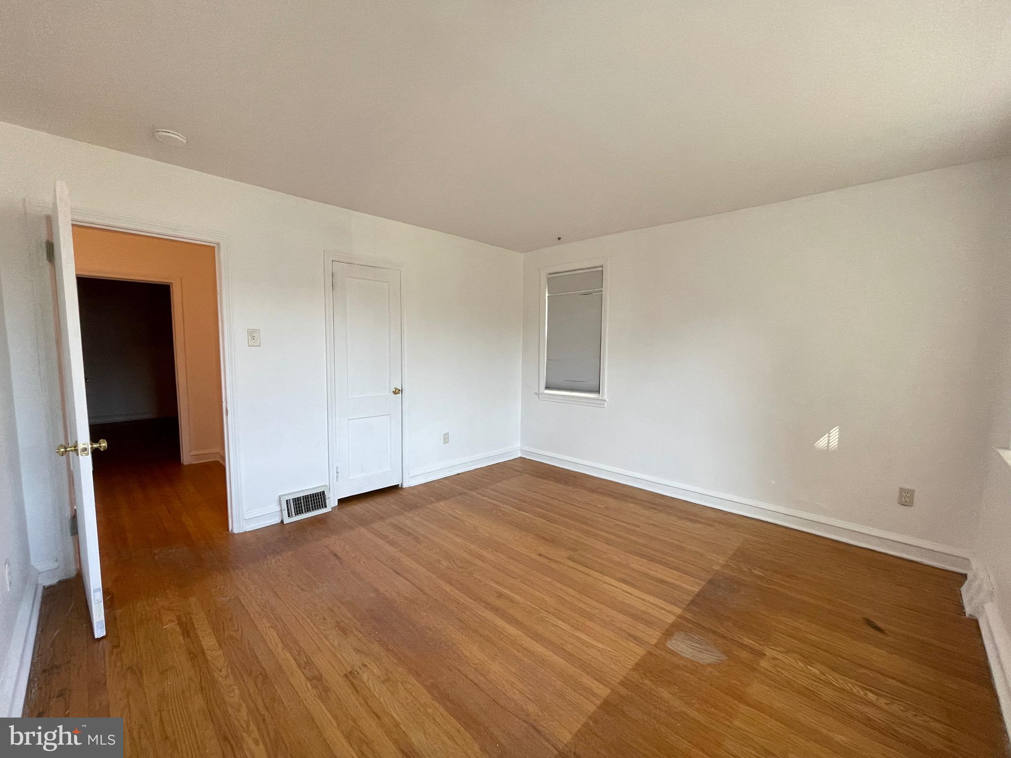 ROCKLEDGE - Residential Lease