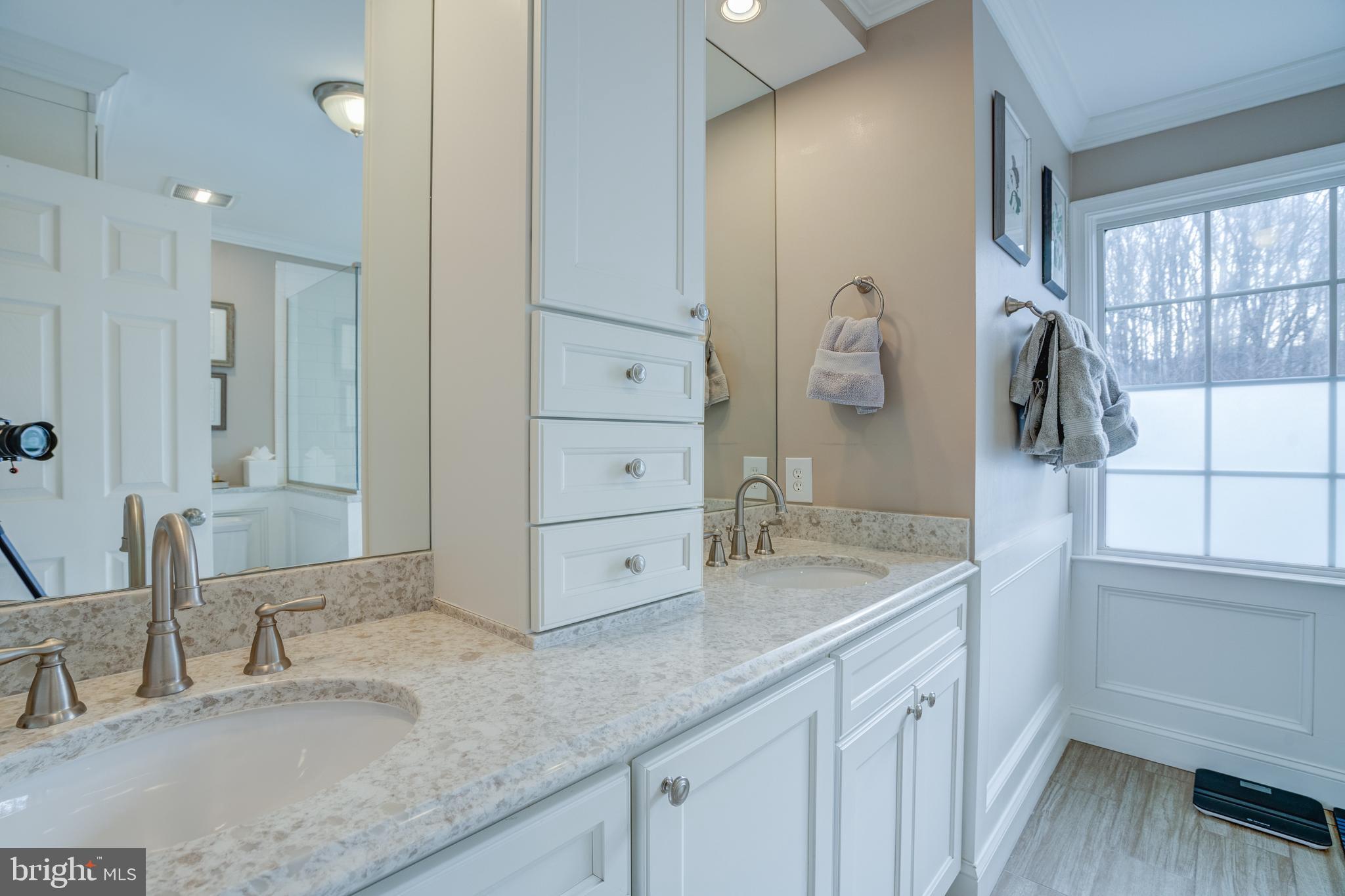 AUTUMN OAKS - Residential