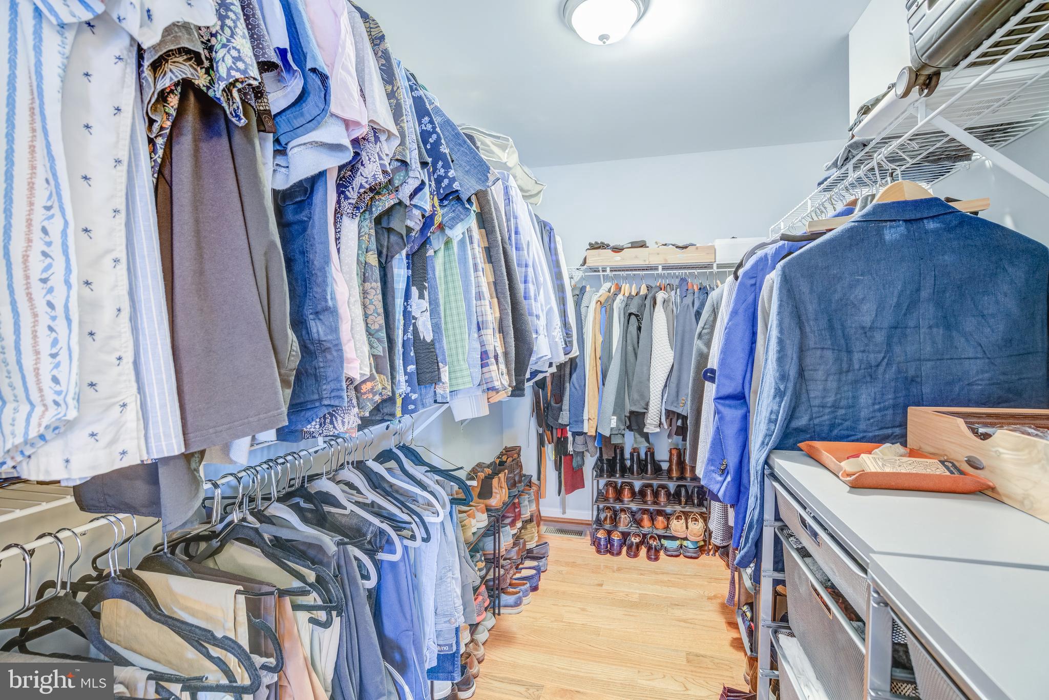 AUTUMN OAKS - Residential