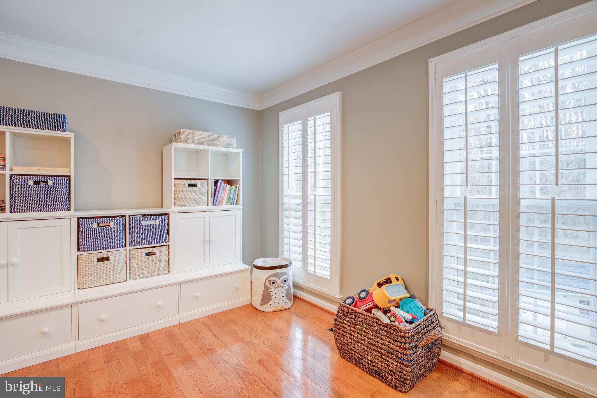 AUTUMN OAKS - Residential