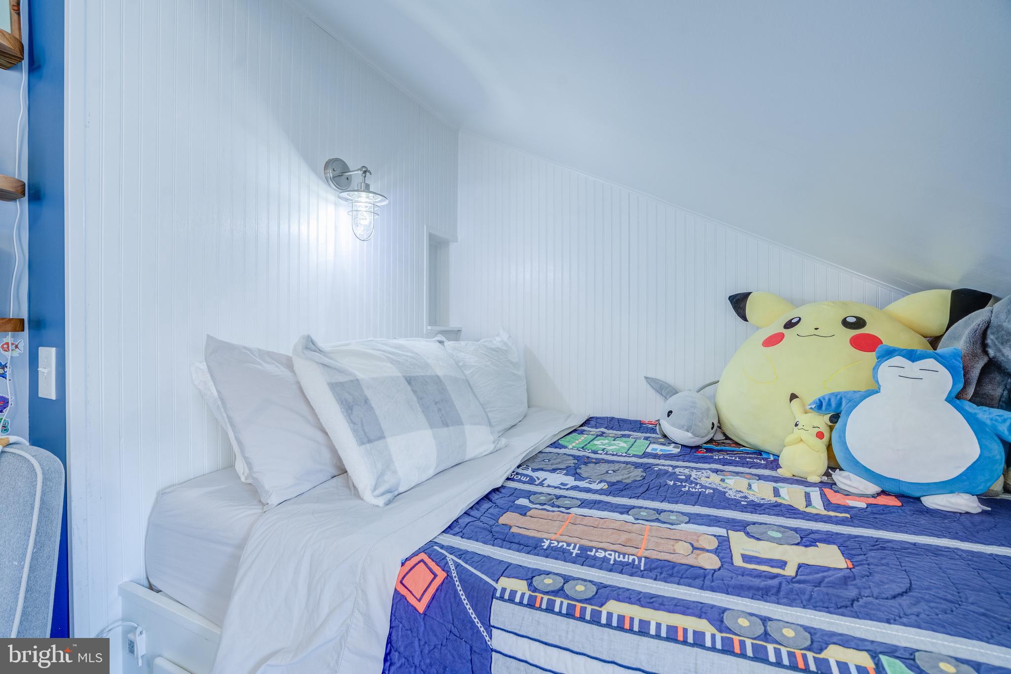 AUTUMN OAKS - Residential