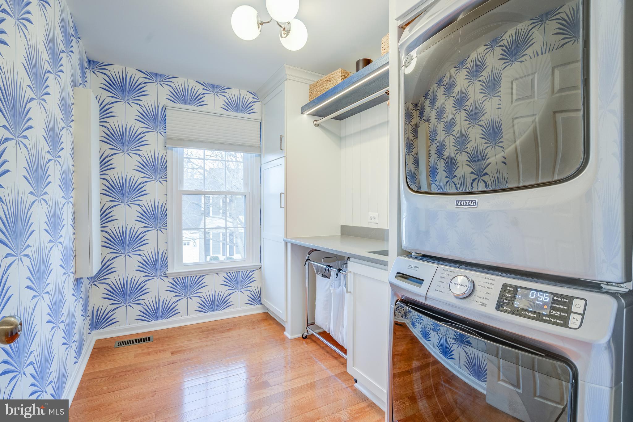 AUTUMN OAKS - Residential