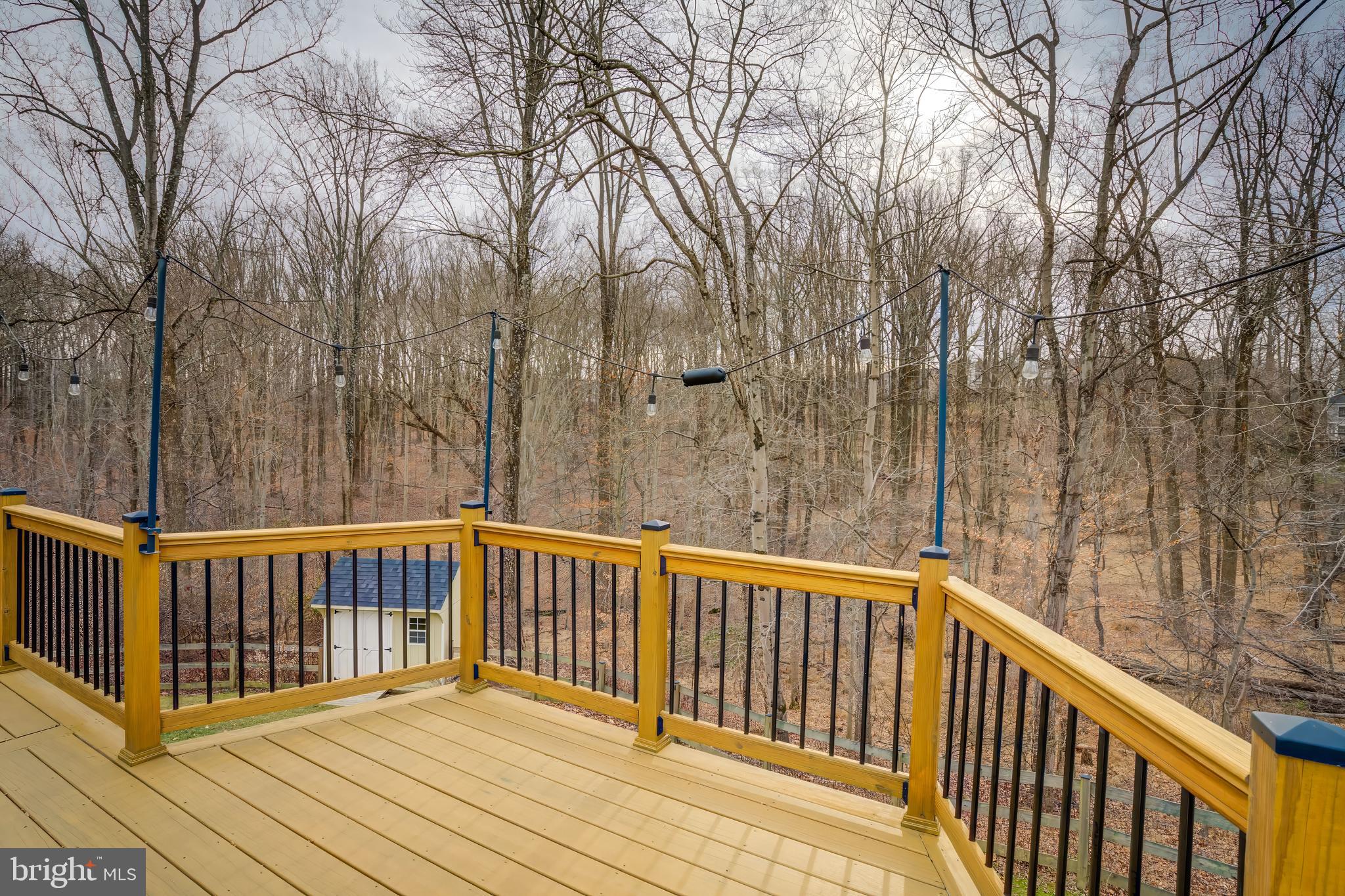 AUTUMN OAKS - Residential