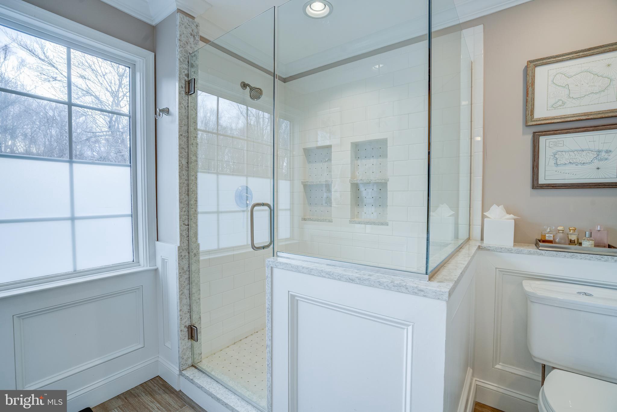 AUTUMN OAKS - Residential