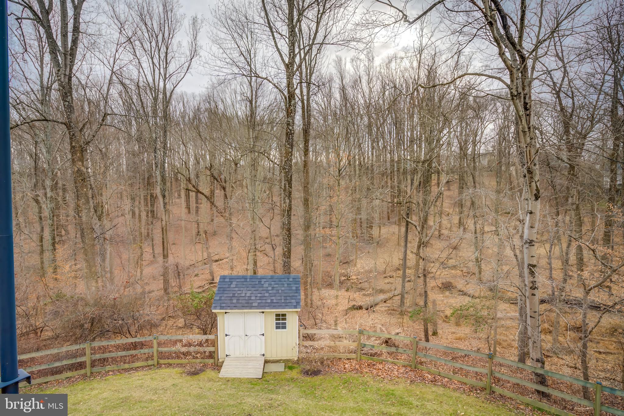 AUTUMN OAKS - Residential