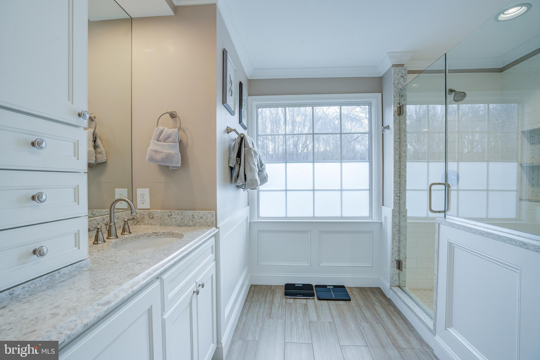 AUTUMN OAKS - Residential