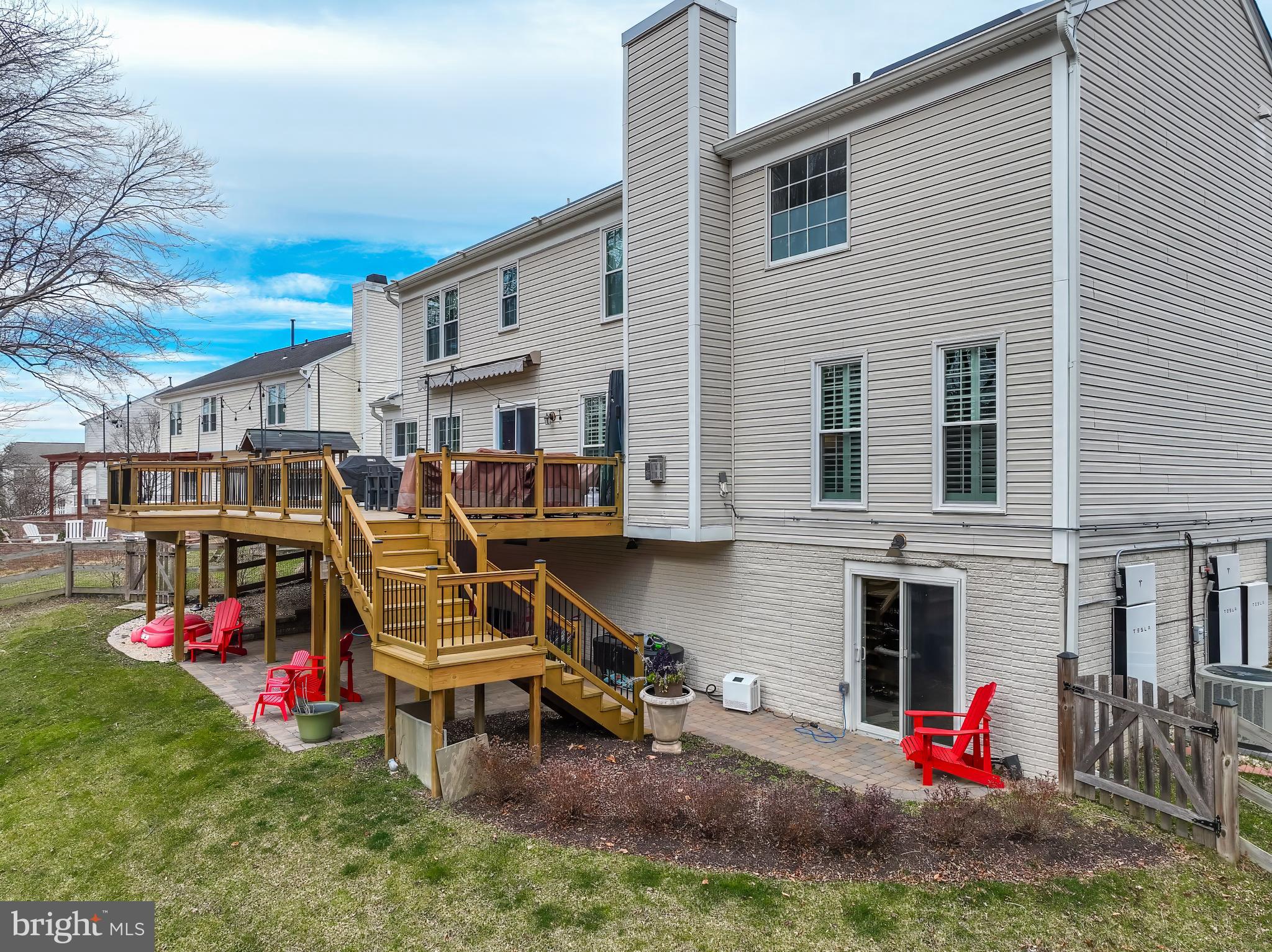 AUTUMN OAKS - Residential