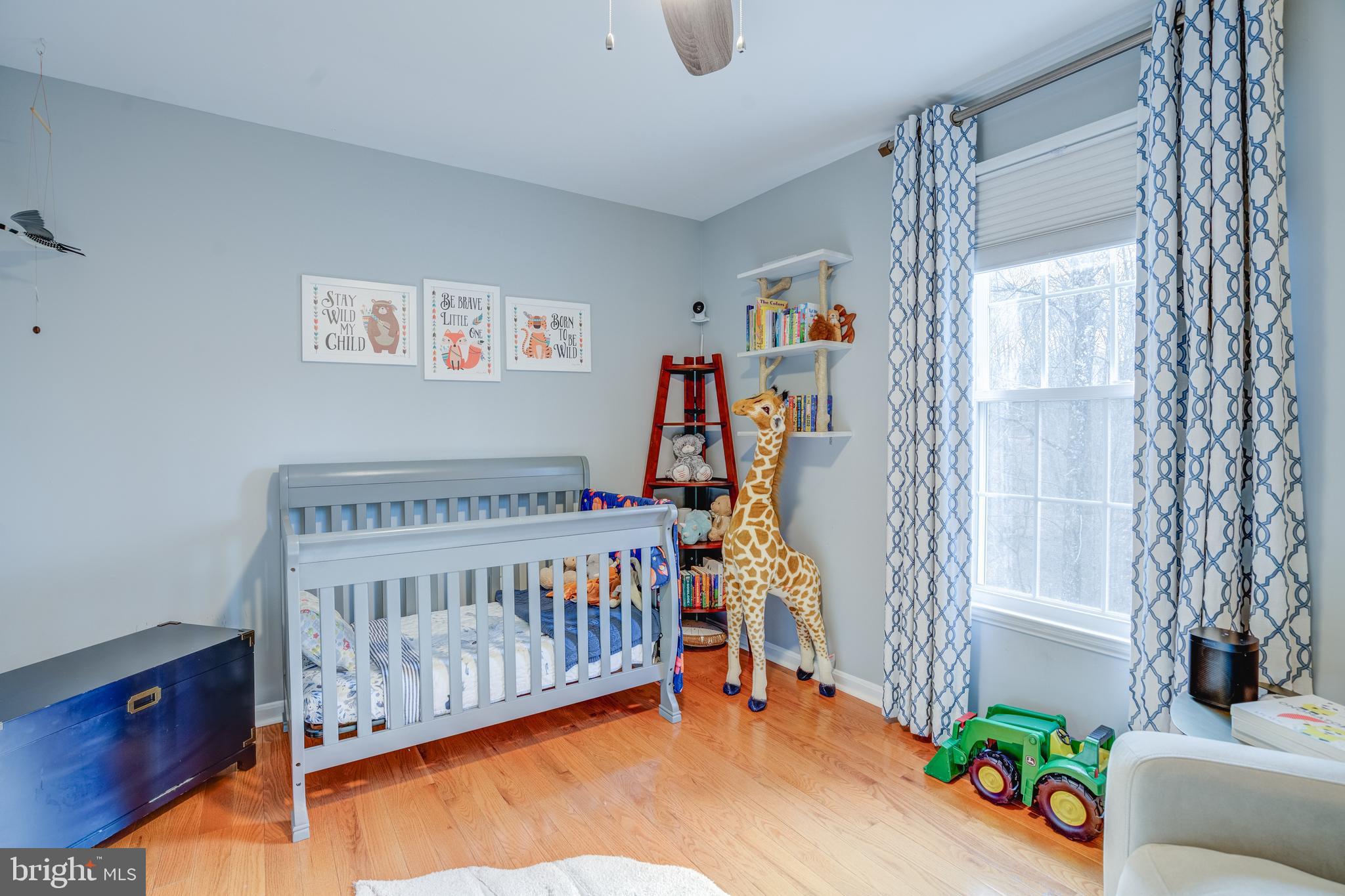 AUTUMN OAKS - Residential